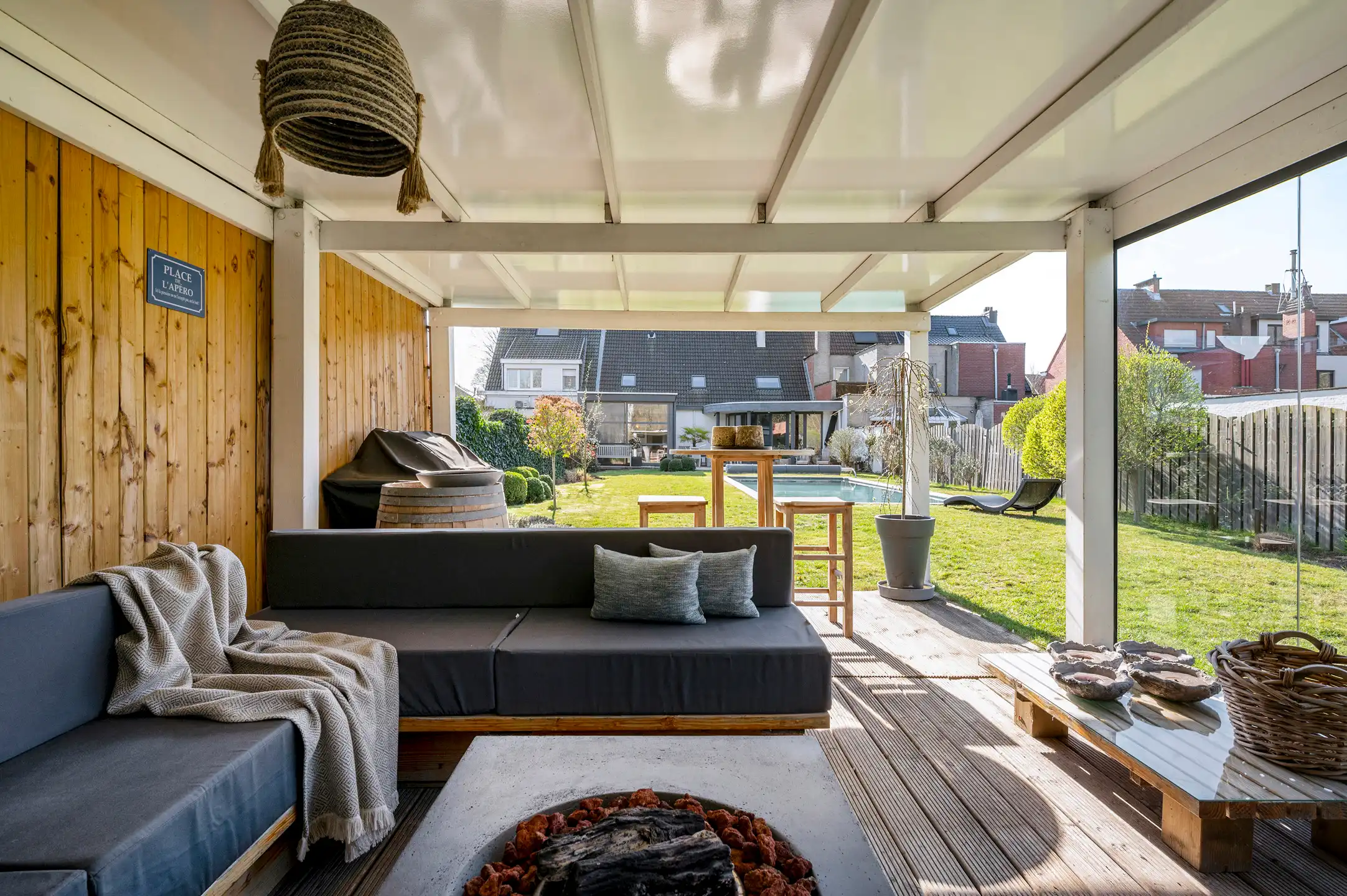 Ruime instapklare woning met zwembad te Brasschaat! foto 27