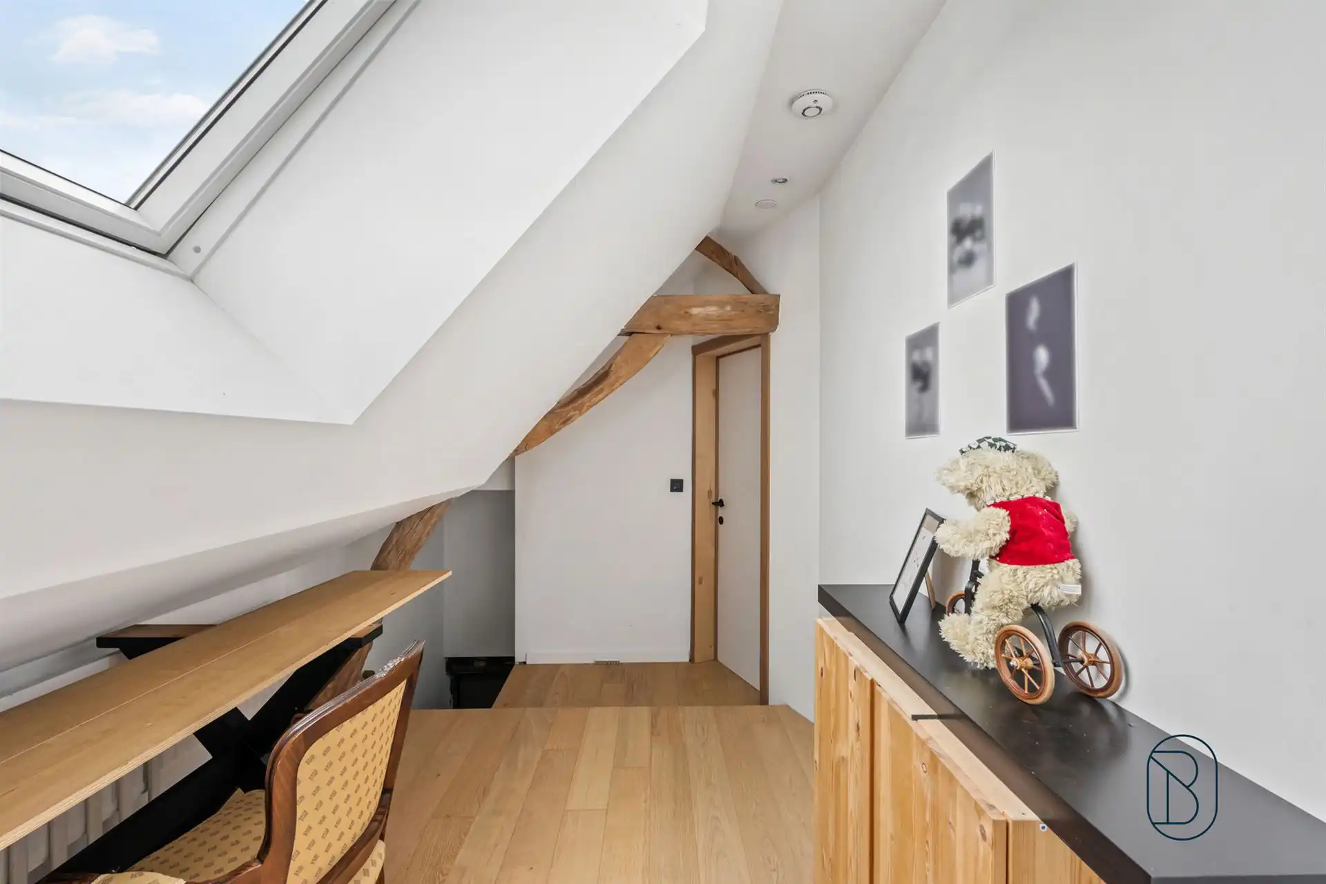 Gerenoveerde woning met tuin en zonnepanelen foto 18