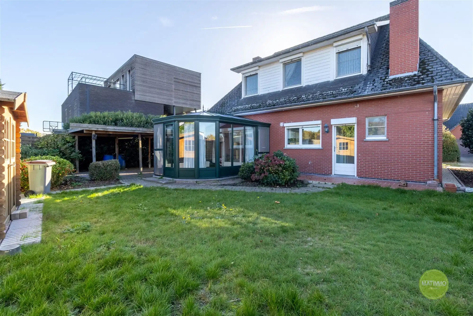 Ruime gezinswoning met 4 slaapkamers in Mol foto 2