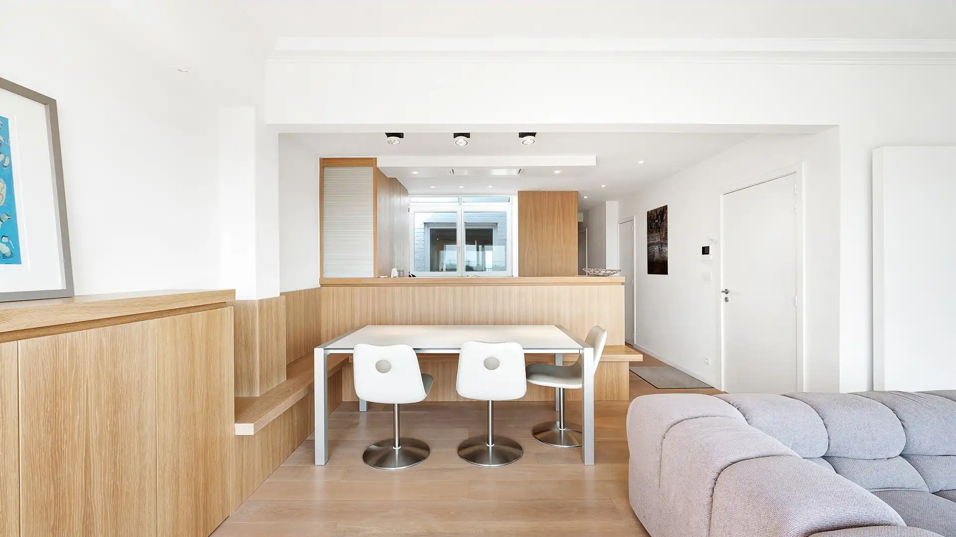 Ruim appartement 3 slaapkamers met zonnig terras te Zoute. foto 11