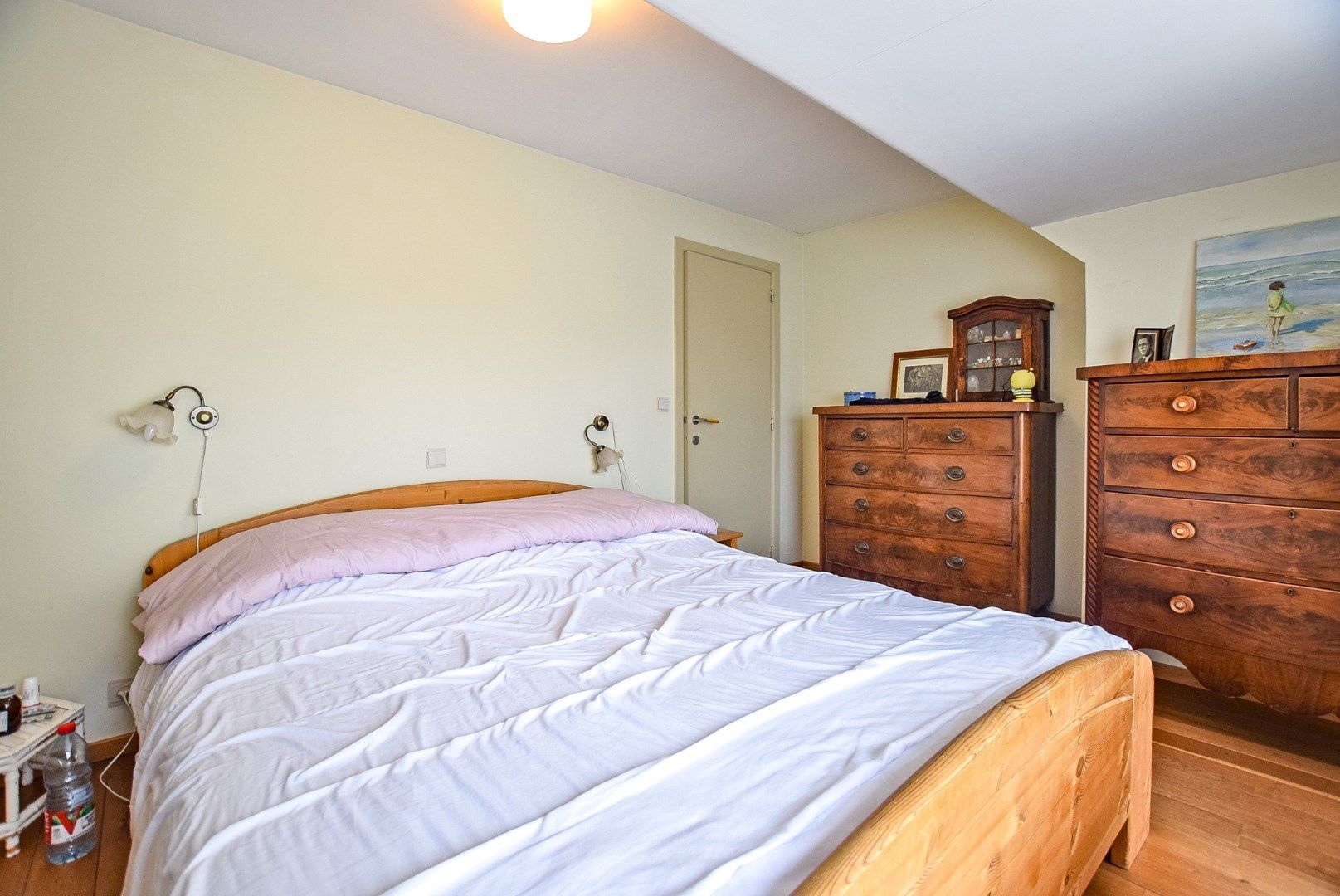 Goed gelegen kantoorruimte / praktijkruimte met woonst te Oostduinkerke op 749m². foto 20