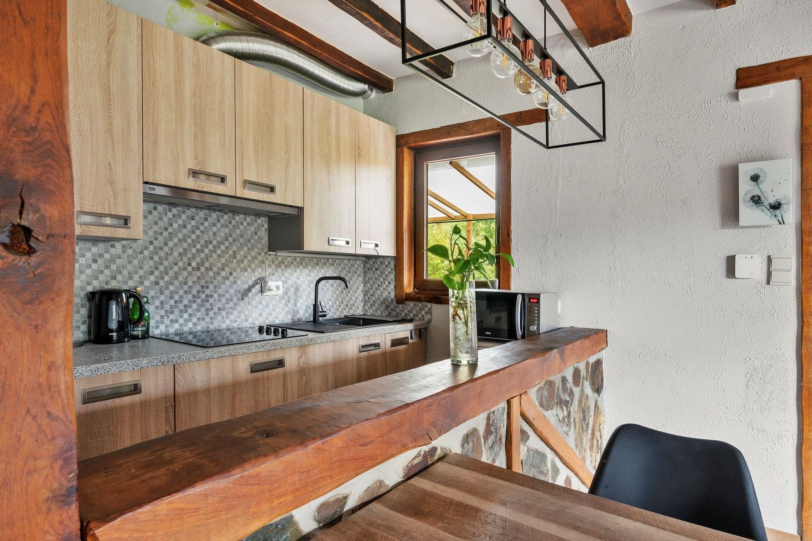 Gezellige chalet met 3 kamers in het vakantiedomein "Le Caillou d'Eau" te Pétigny Couvin met zicht op het riviertje l'Eau Noire - Chalet confortable de 3 chambres dans le domaine de vacances « Le Caillou d'Eau » à Pétigny Couvin avec vue sur la rivière l'Eau Noire foto 20