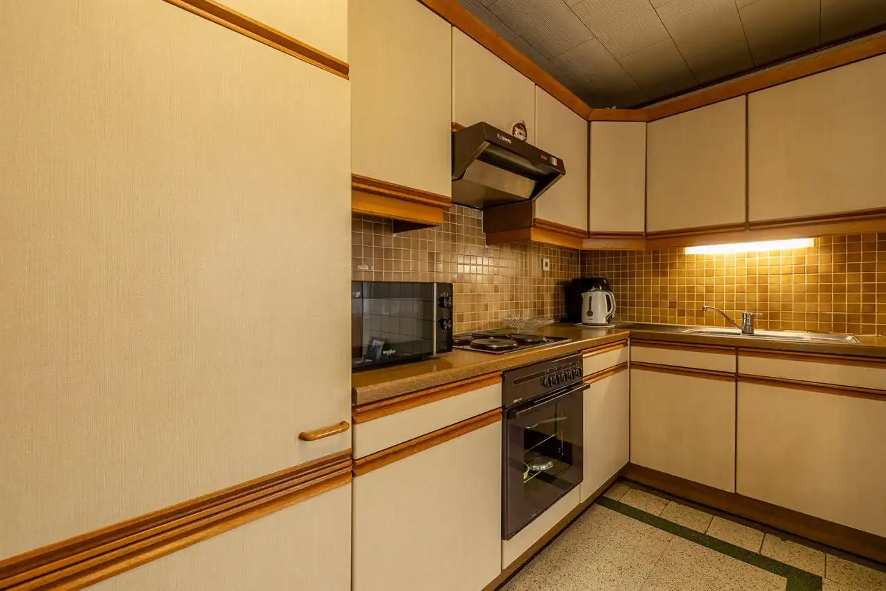 Te renoveren 3slk woning op uitzonderlijk perceel van 34 are  foto 12