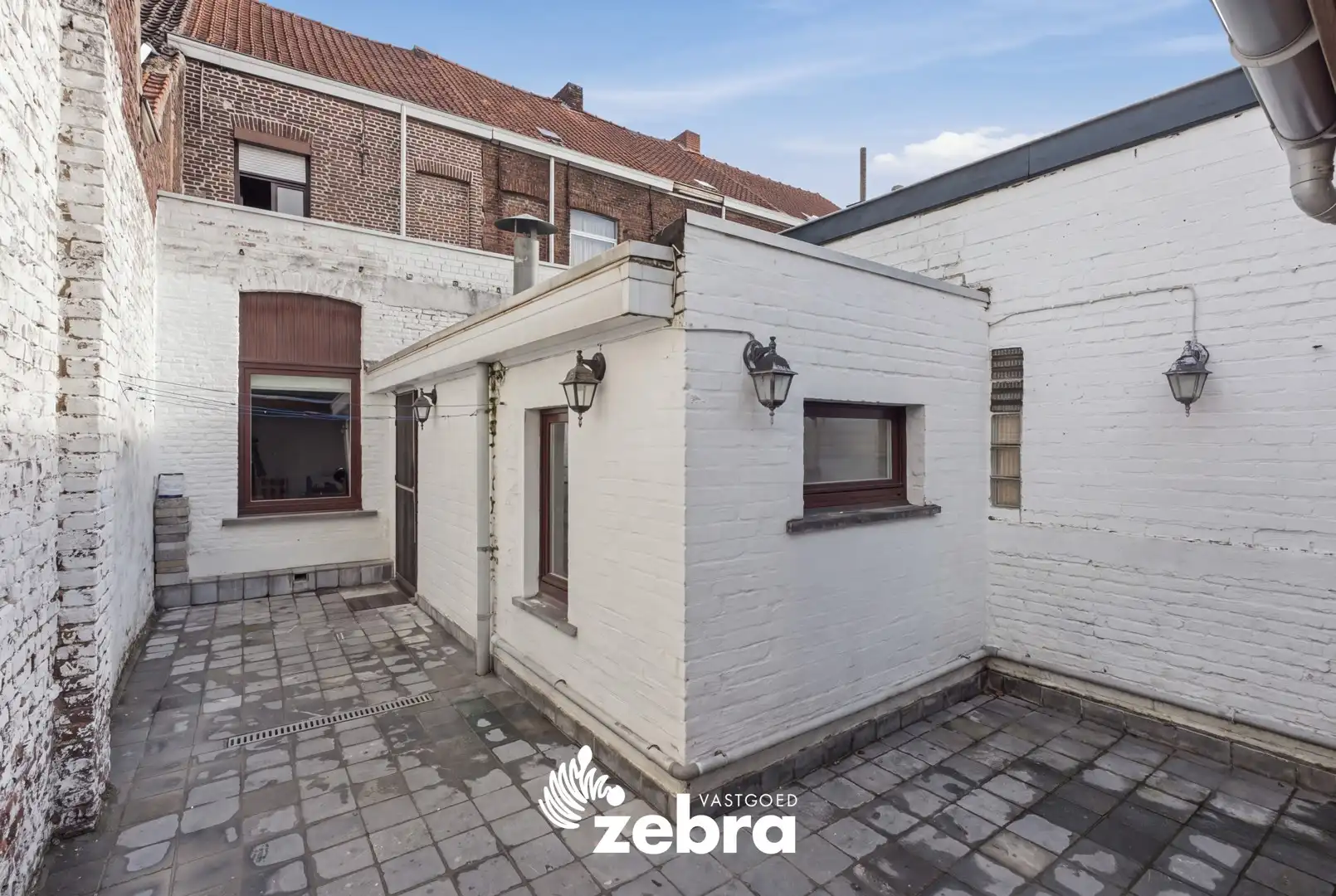 Op te frissen woning met stadskoer nabij centrum Kortrijk! foto 23