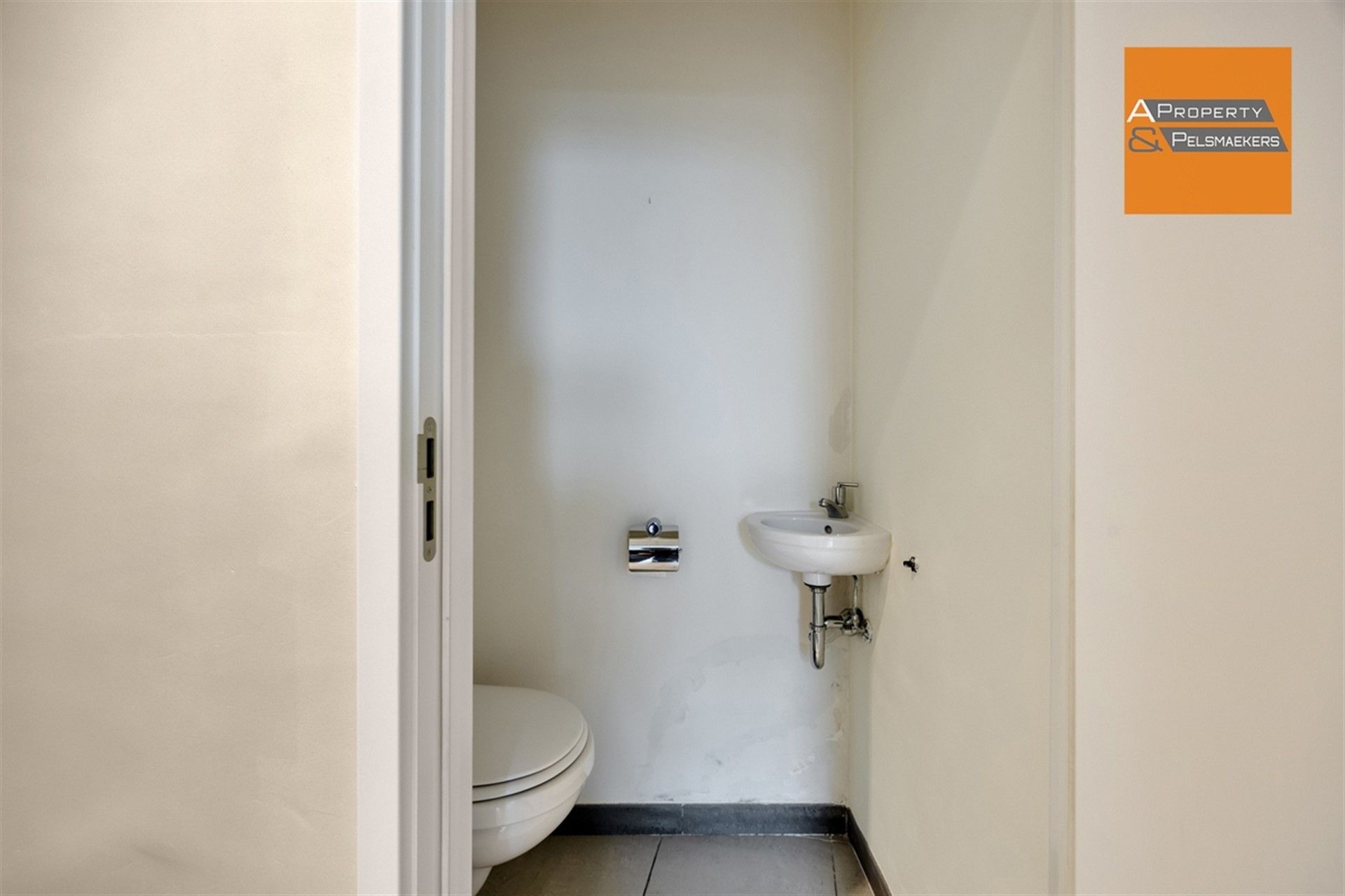 Duplex met 3 slaapkamers, terras en garagebox foto 16