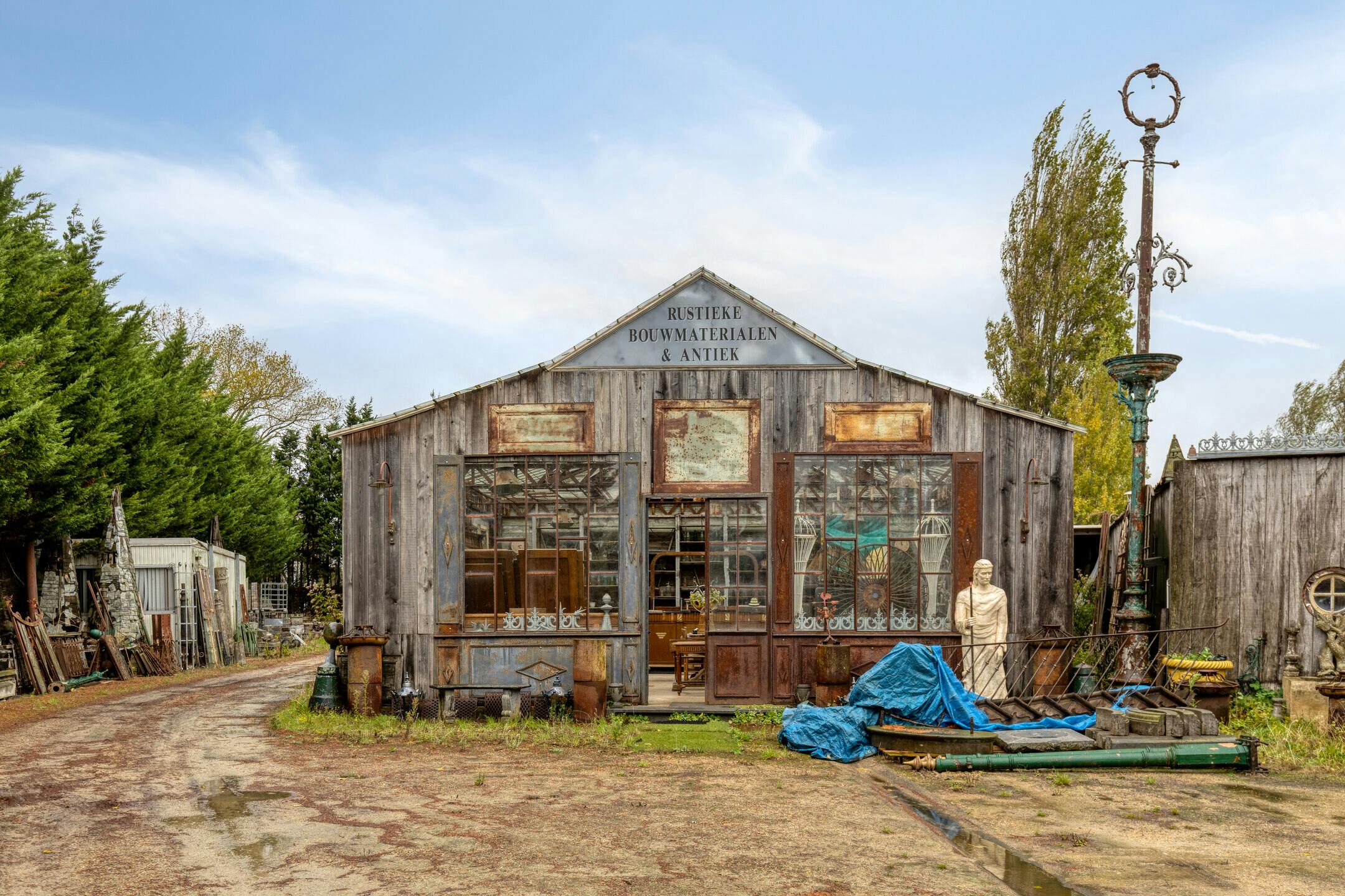 Uniek karaktervol pand met tal van mogelijkheden te Gistel foto 19