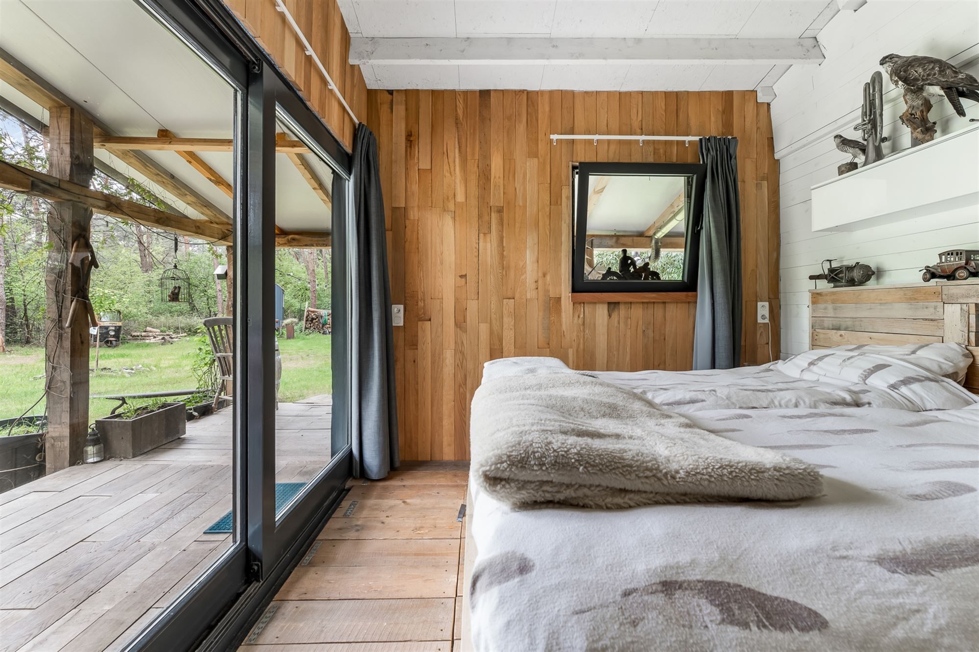 UNIEKE, TOP-GERENOVEERDE CHALET OP IDYLISSCHE LOCATIE foto 9