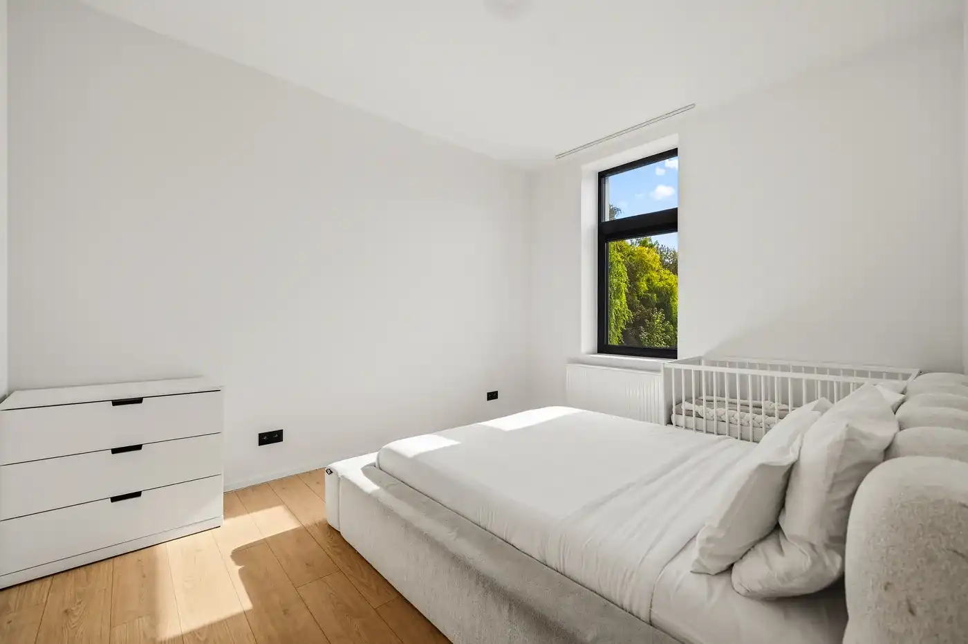 Modern gerenoveerde halfopen woning met 5 slaapkamers, tuin en garage in Tienen foto 17