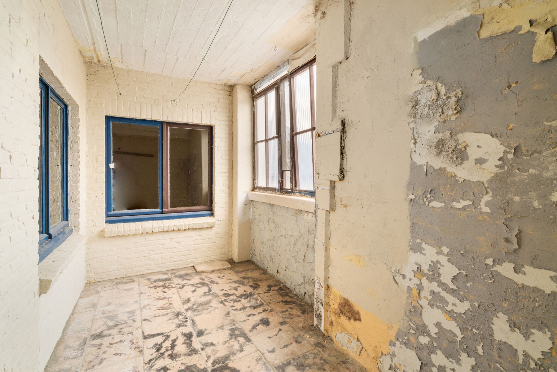 Te renoveren 2-slaapkamer appartement in het centrum van Erembodegem foto 12