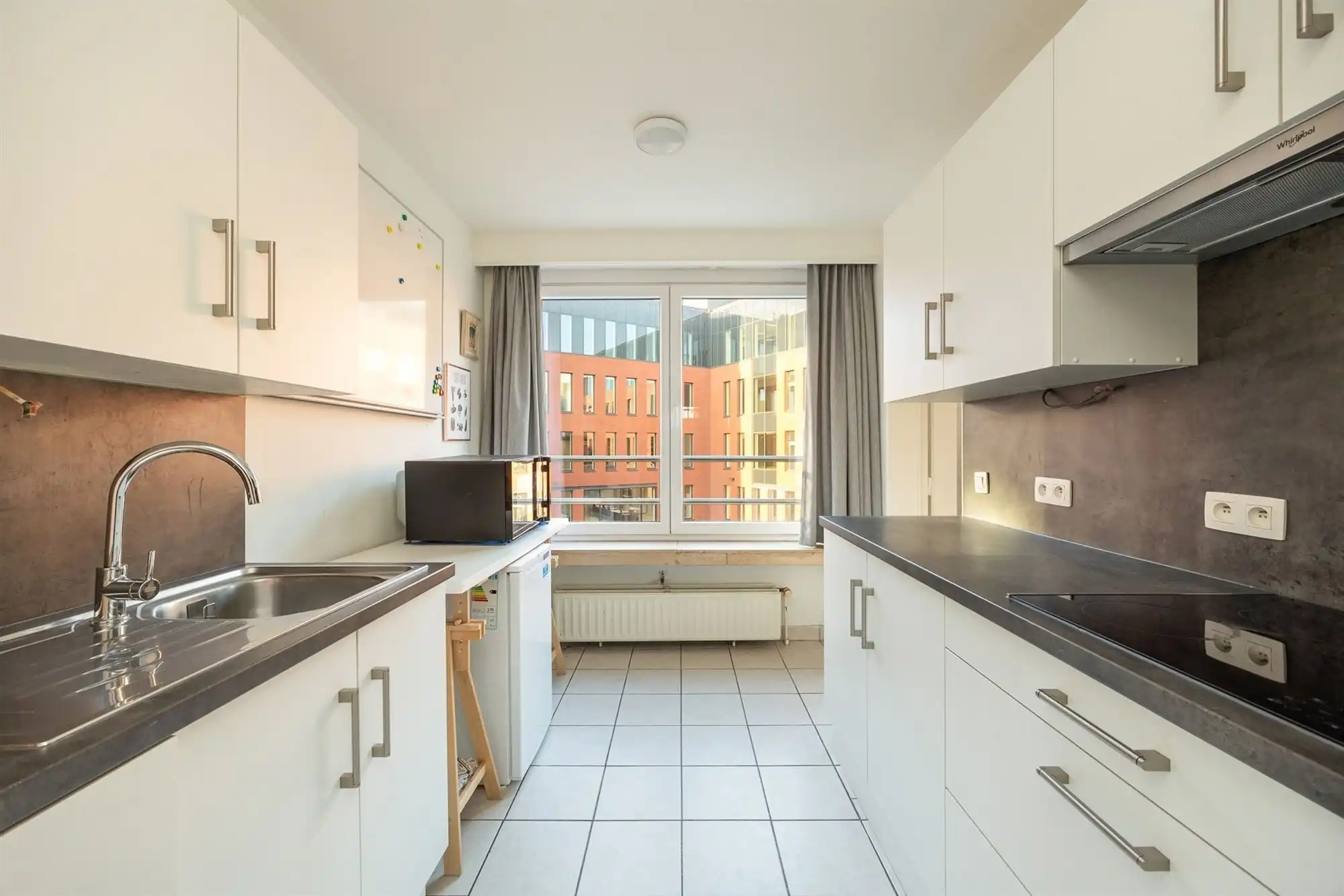 Ruim appartement met 3 slaapkamers en staanplaats foto 8