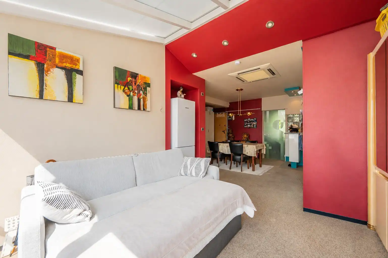 TE KOOP – Verhuurde B&B met 7 kamers én privé-woonst voor uitbaters in hartje De Haan. foto 6