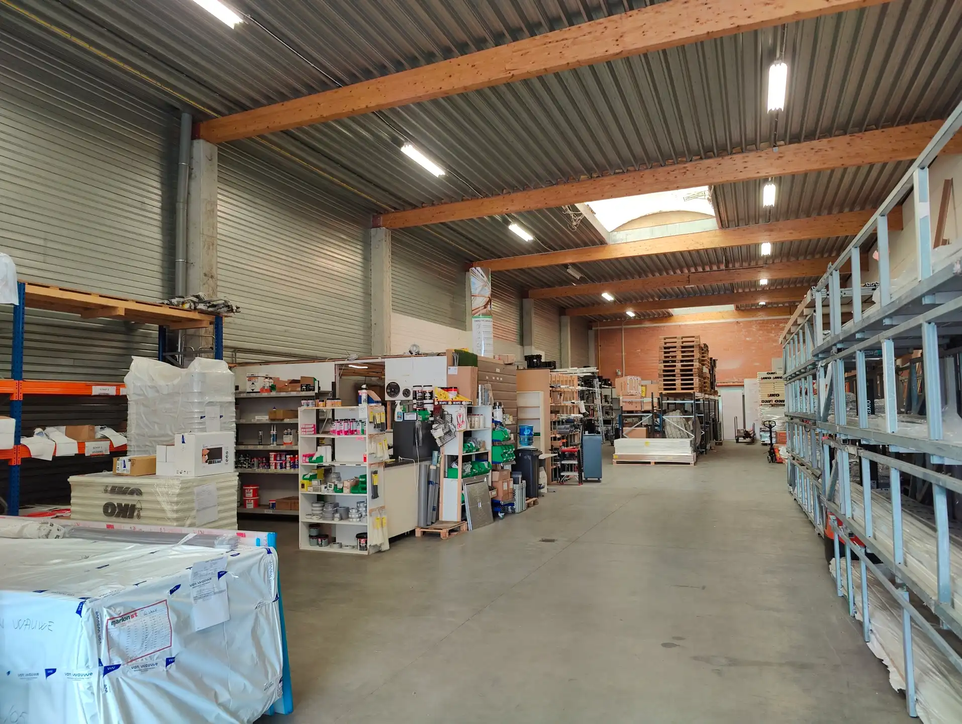 Bedrijfsvastgoed te huur foto 3