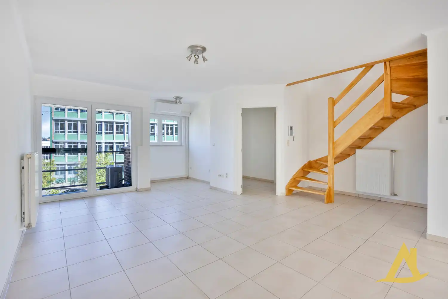 RECENT APPARTEMENT MET PRACHTIG ZICHT, CENTRUM DIEST! foto 9