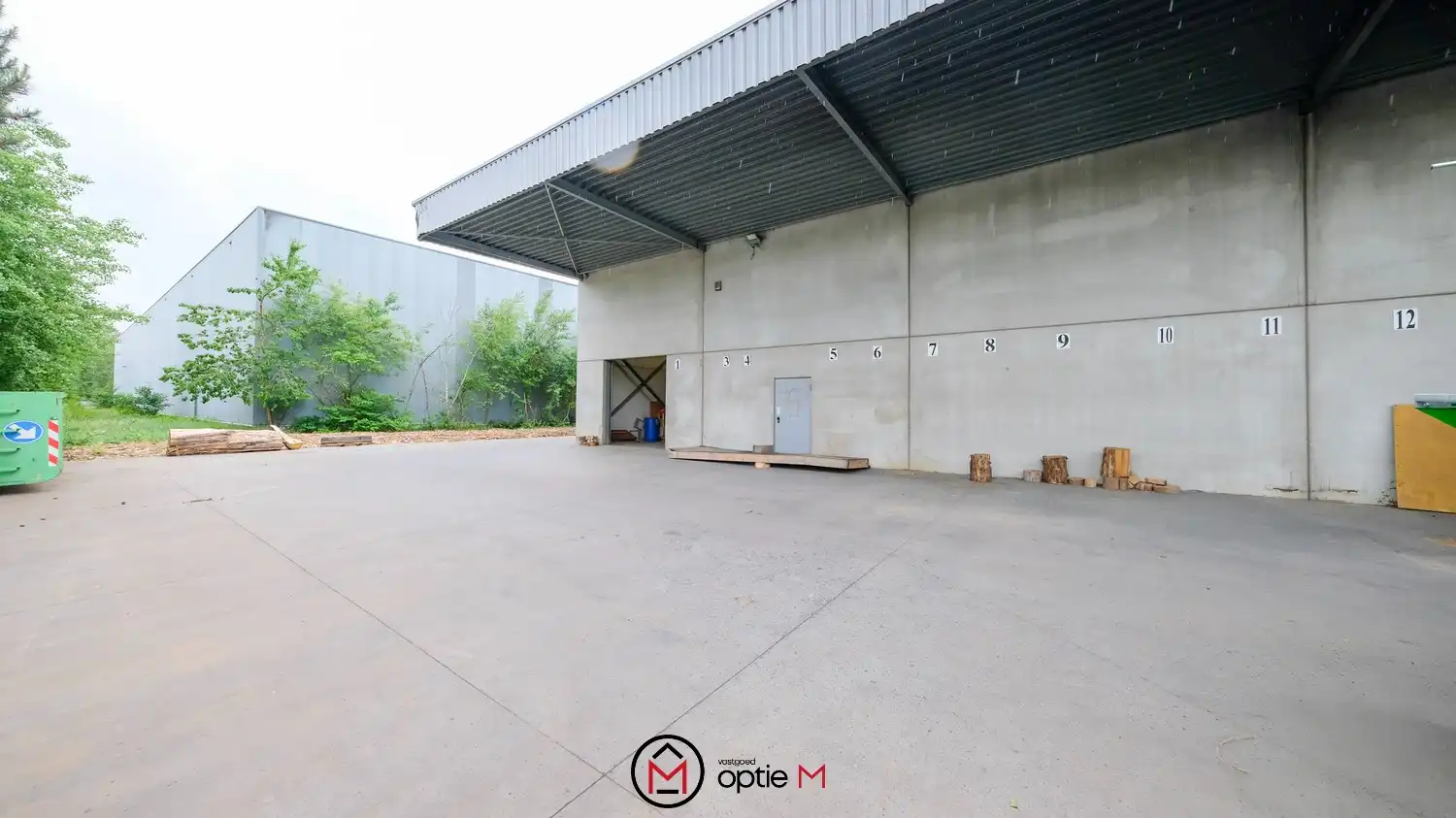Centraal gelegen magazijn met buitenopslag - Klaverblad foto 11