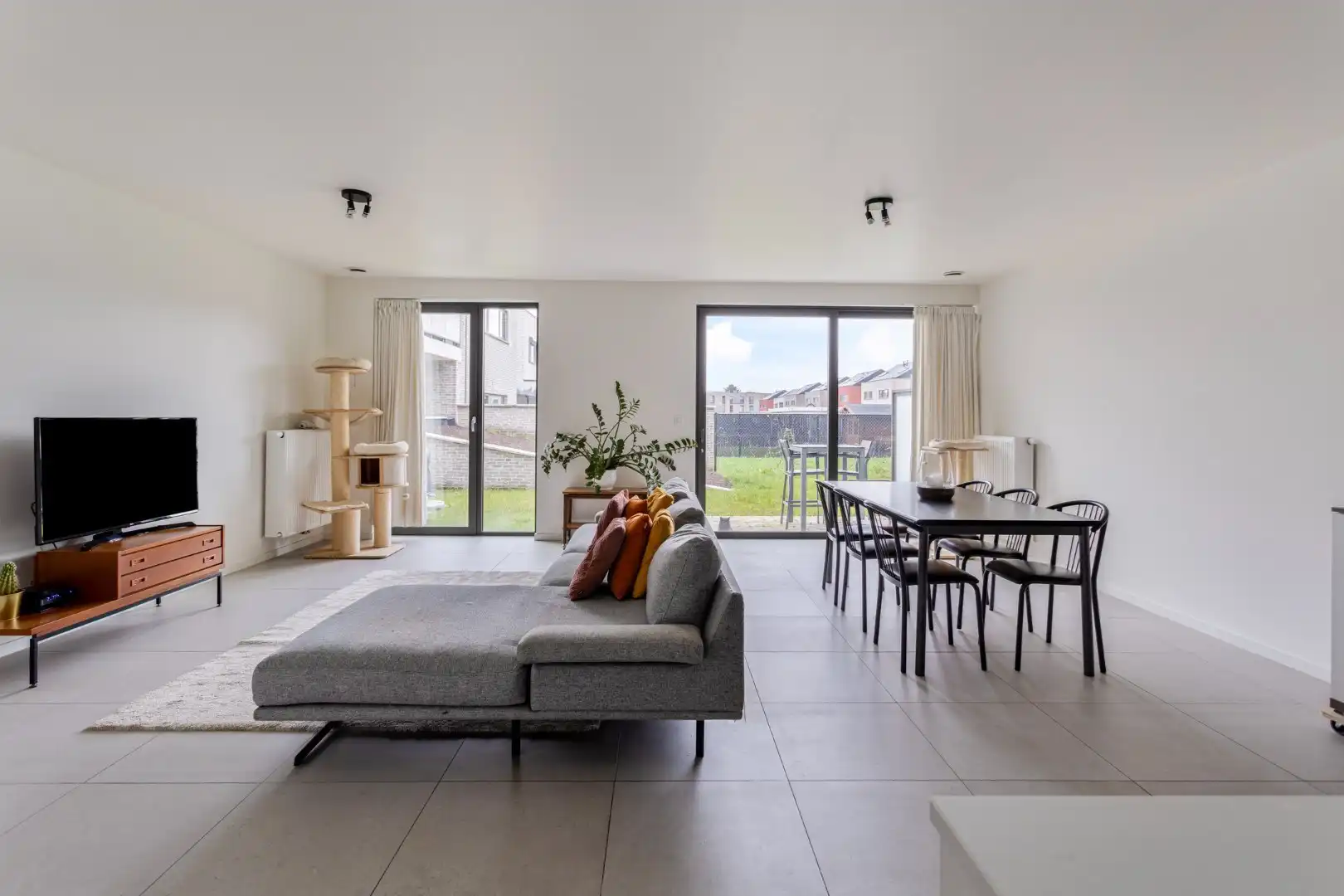 Lichtrijk nieuwbouwappartement met 3 slaapkamers, tuin, terras, kelderberging en 2 autostaanplaatsen - EPC 36 kWh/m² -bewoonbare opp. 115 m²   foto 7