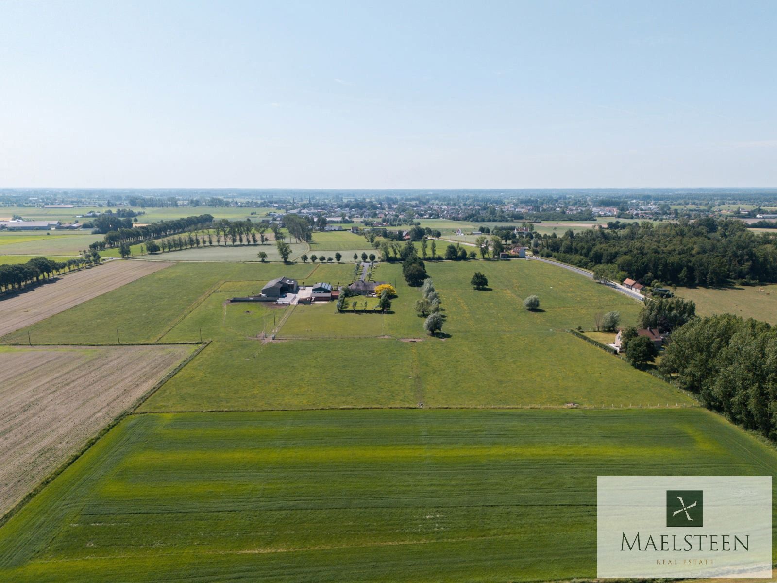 Boerderij met 7,8ha op de flank van Oedelem-berg  foto 11