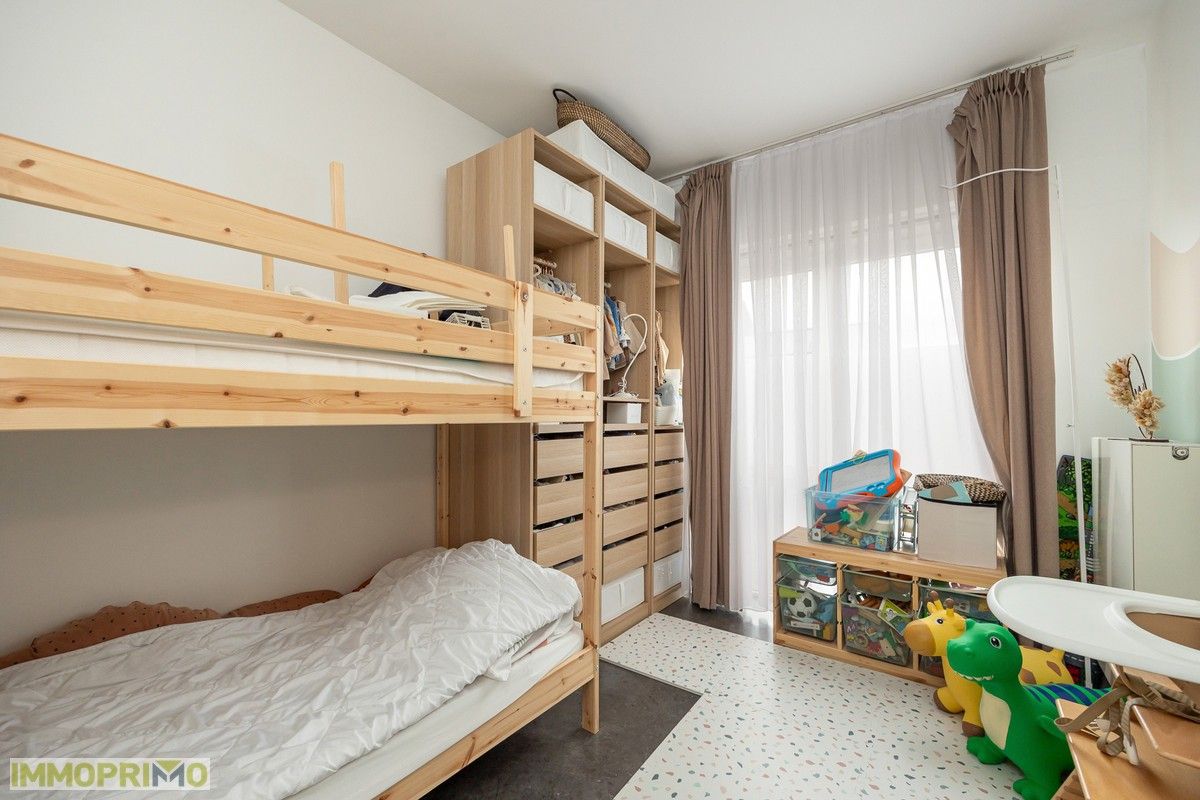 Ruim appartement met 3 slaapkamers op de 2e verdieping en ruim terras van 12 m2 foto 8