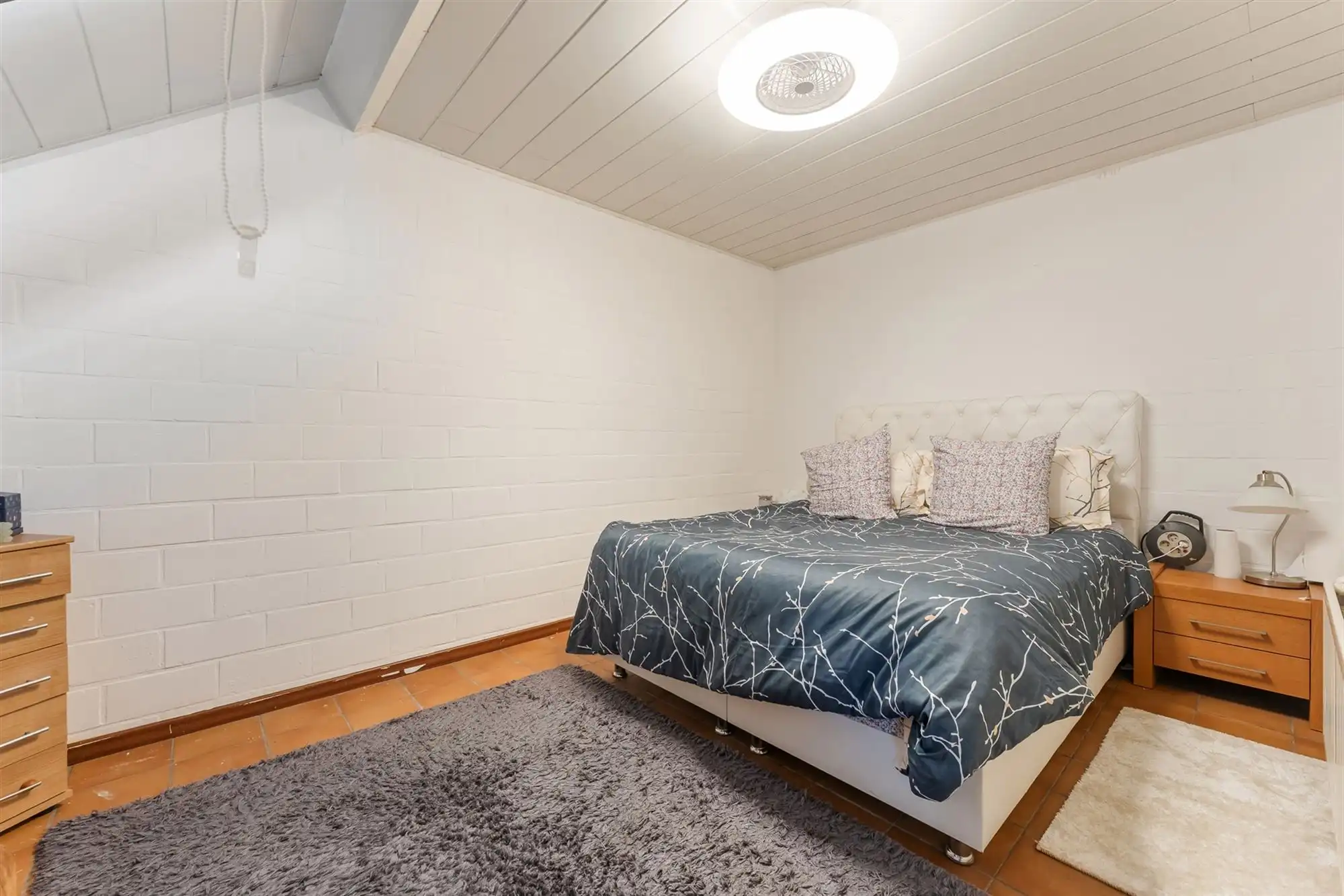 TE RENOVEREN WONING MET BOVENLIGGEND APPARTEMENT GELEGEN TE HEPPEN foto 17