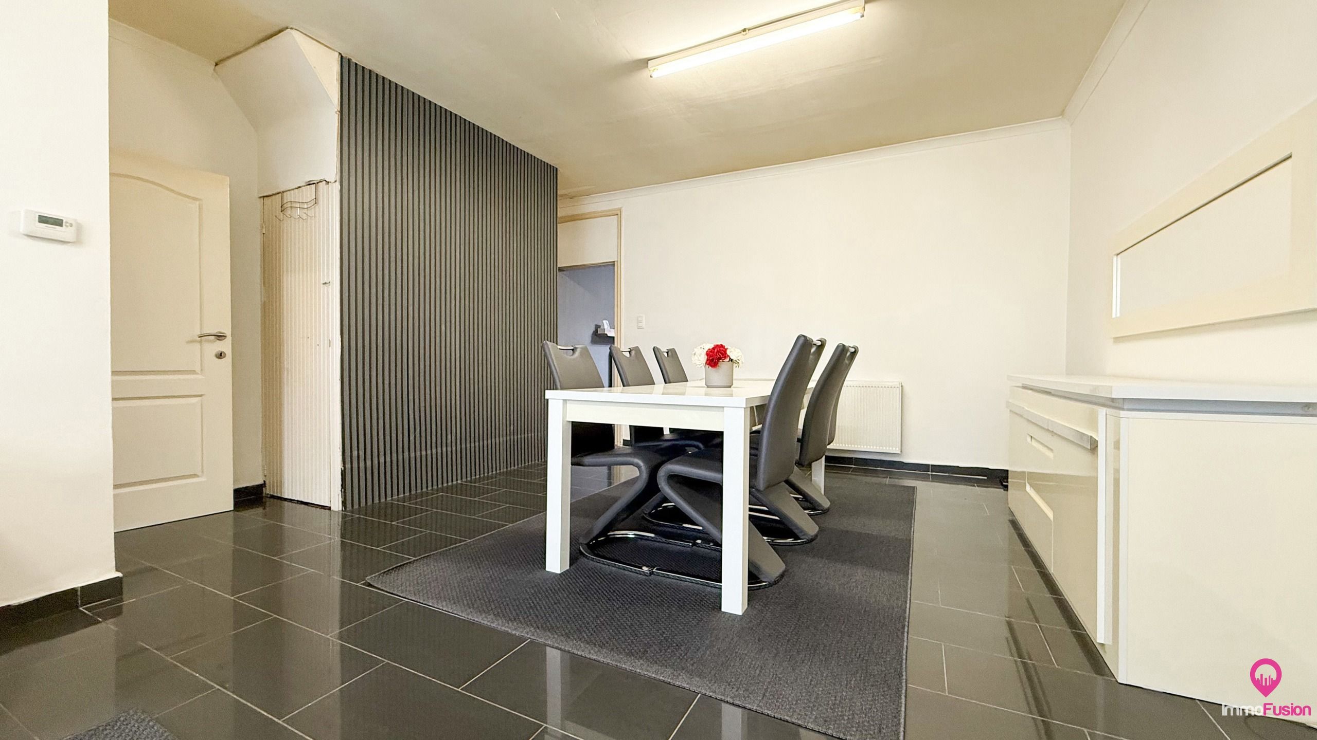 Instapklare woning met 3 slpks dichtbij het centrum Diest! foto 9