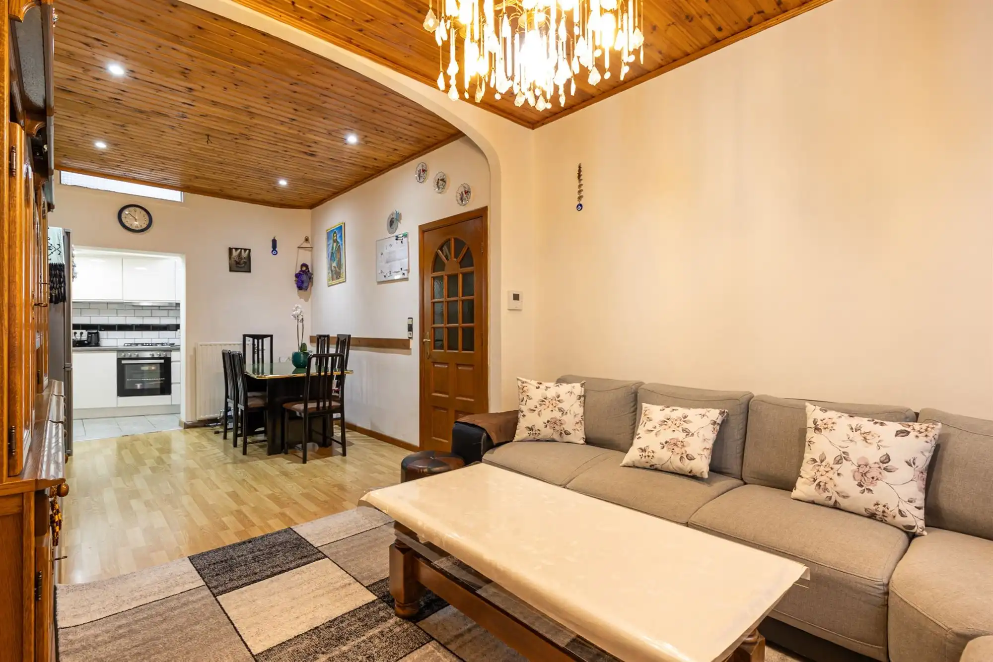 Instapklare gezinswoning met 3 slpkmrs. foto 3