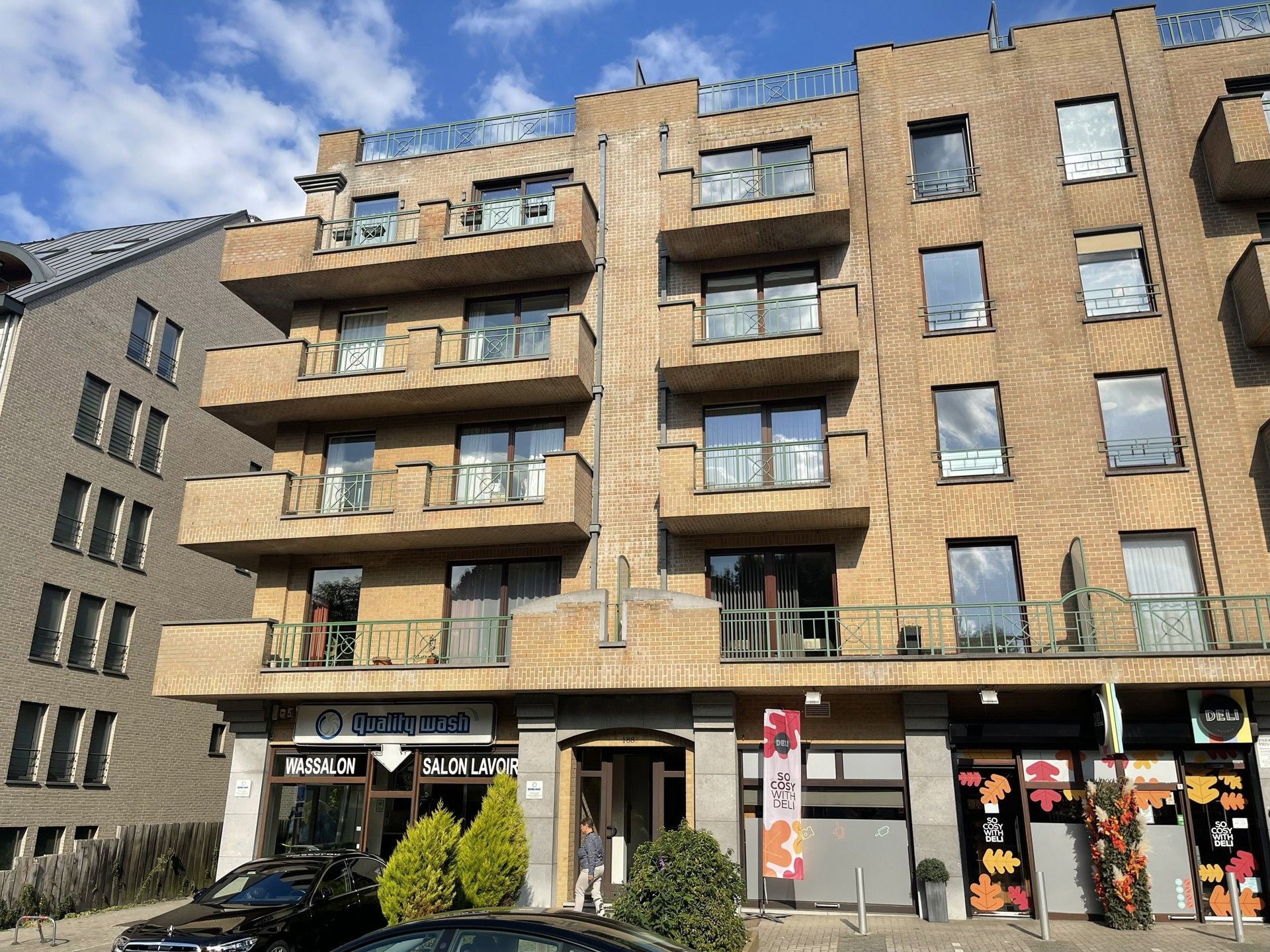 Charmant appartement met 2 slaapkamers en garage foto 22