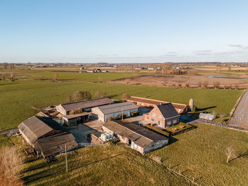 Hoofdfoto van de publicatie: Hoeve te Vinkt
