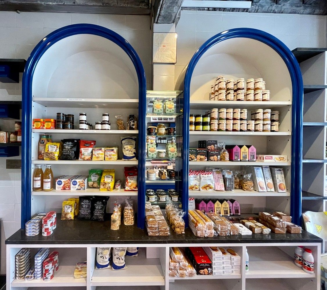 Handelspand met mogelijke woonst in het centrum te Halle. foto 4
