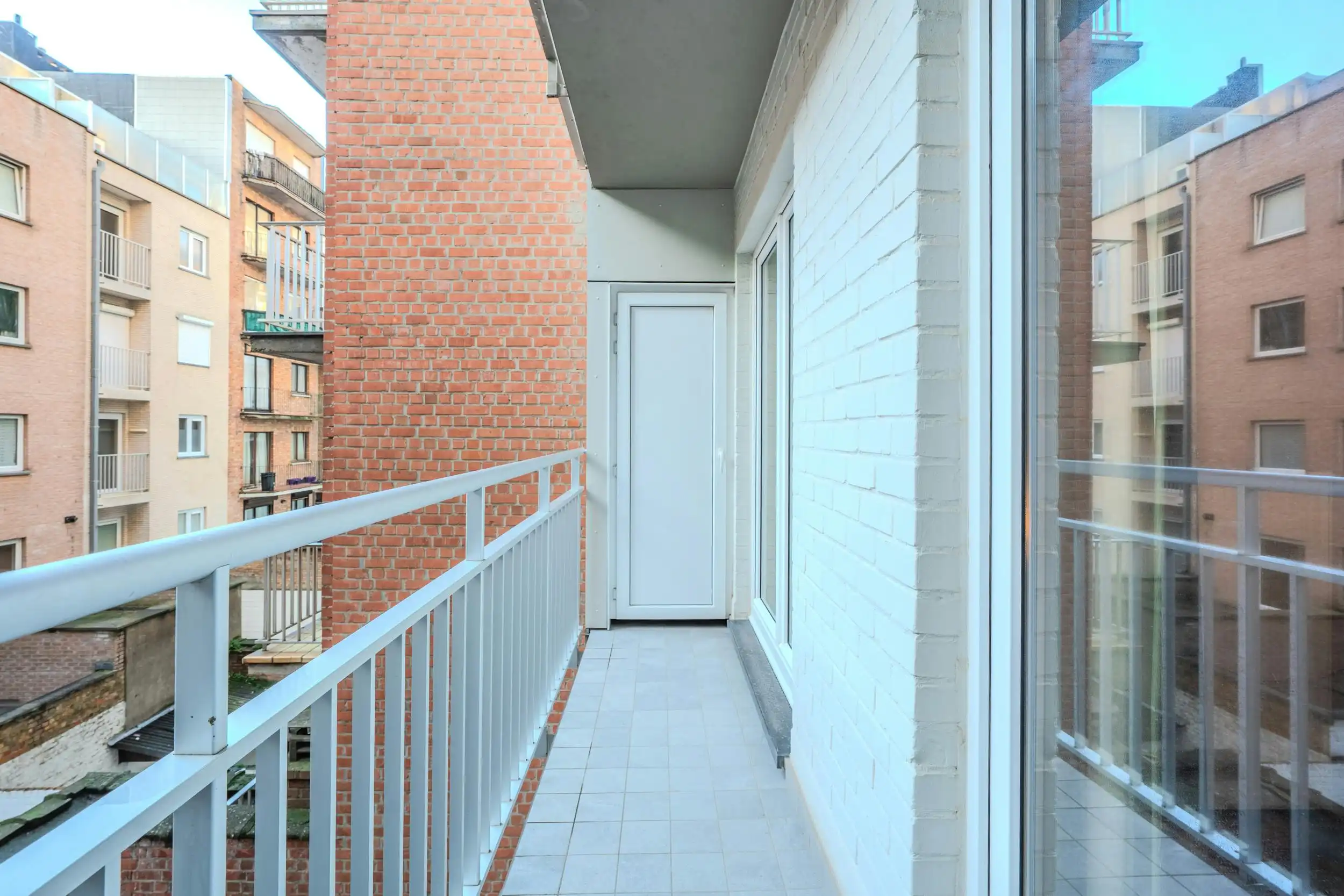 Ruim tweeslaapkamer appartement met frontaal zeezicht! foto 19