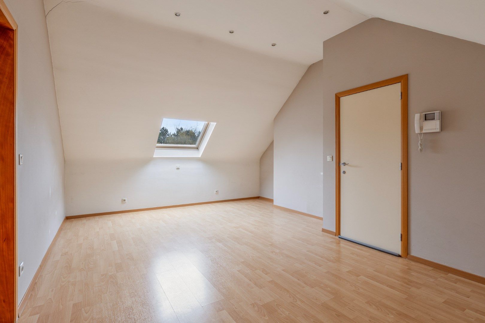 Duplex appartement op een rustige en strategische locatie foto 14