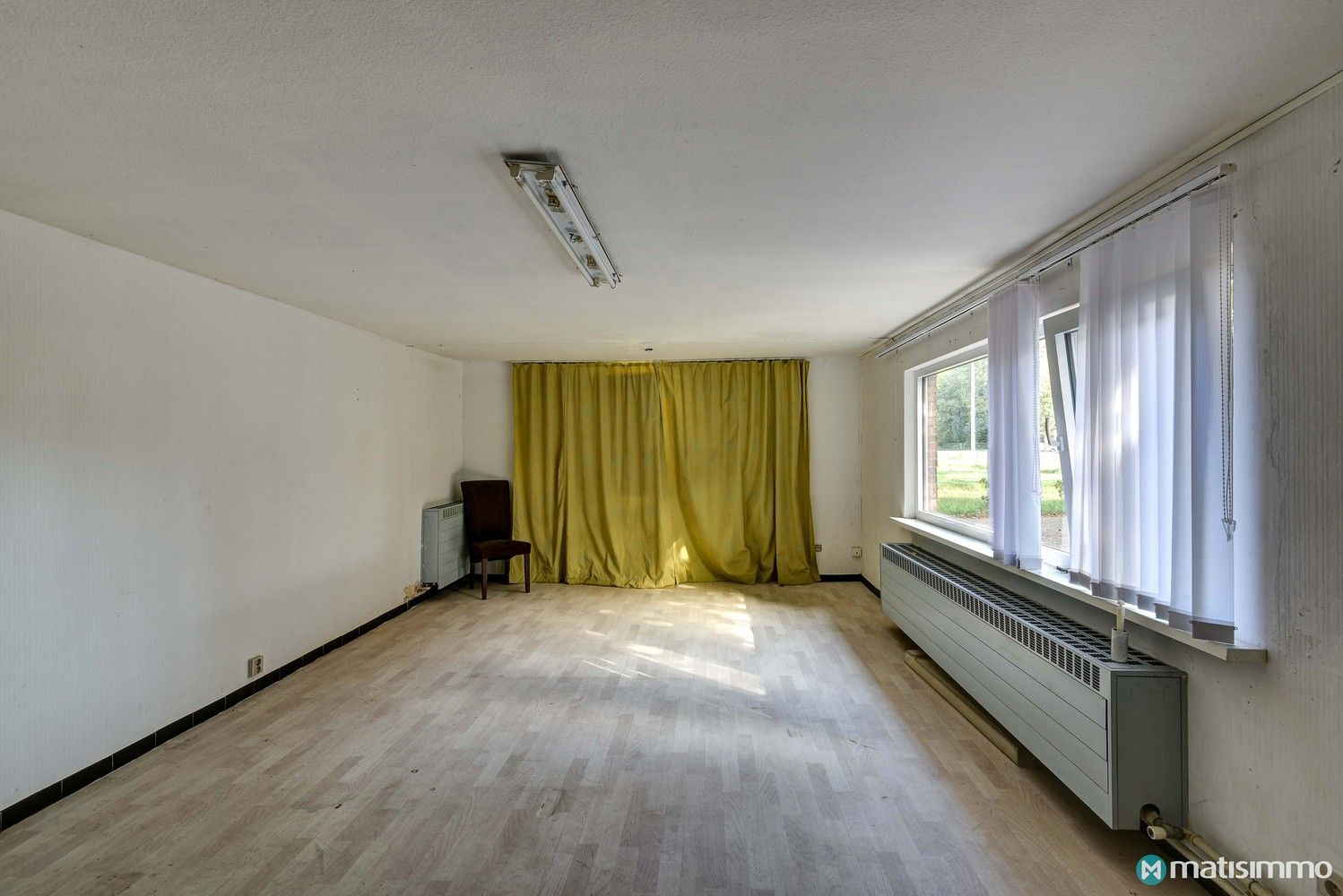 ZEER RUIME GEZINSWONING MET 4 SLAAPKAMERS EN BIJGEBOUW VAN +- 100 M2 OP PERCEEL VAN 1HA 29A 93CA IN DIEPENBEEK foto 33
