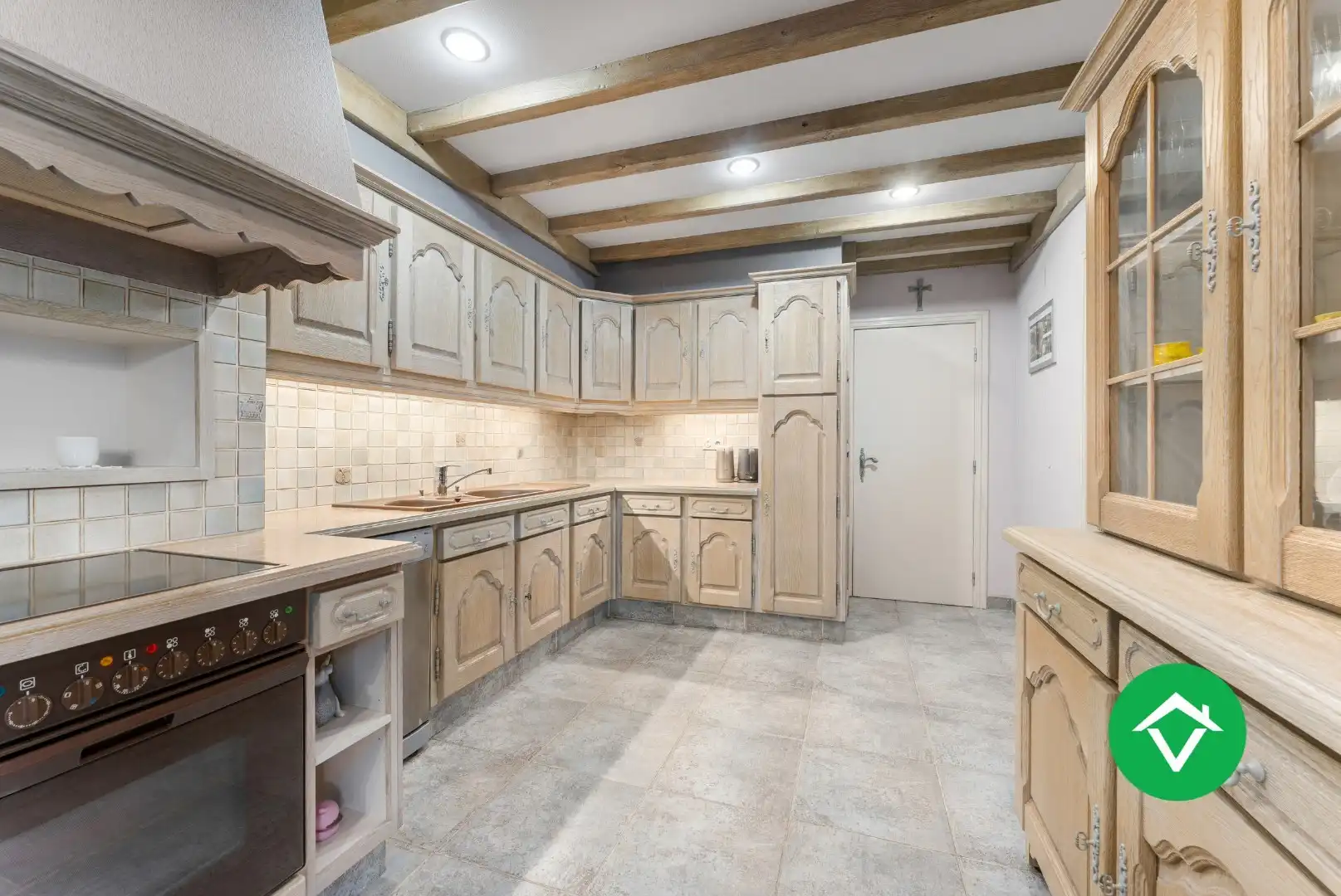 Alleenstaande woning met 4 slaapkamers te Eernegem foto 9