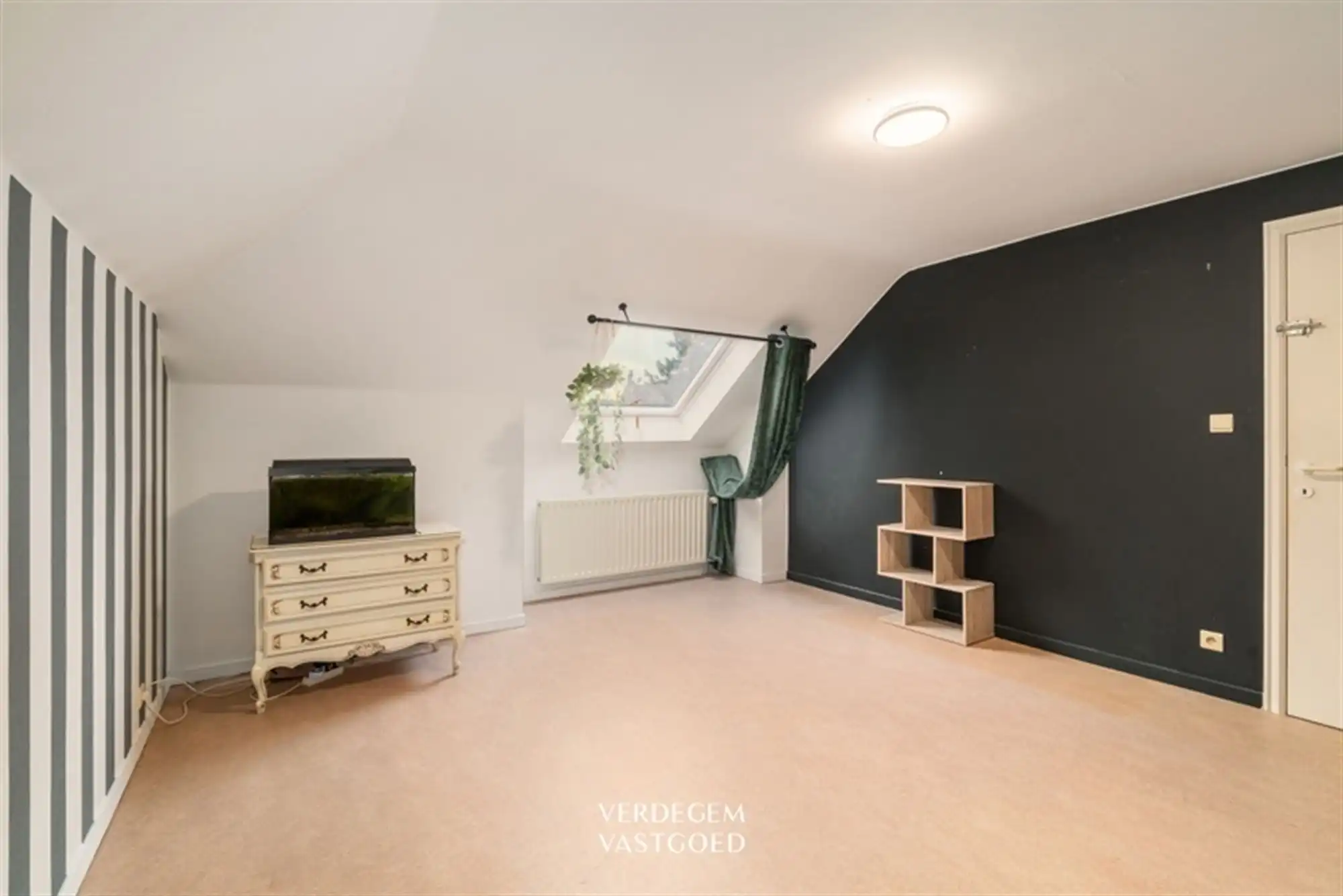 Rustig gelegen duplexappartement met 2 ruime slaapkamers en garage foto 10