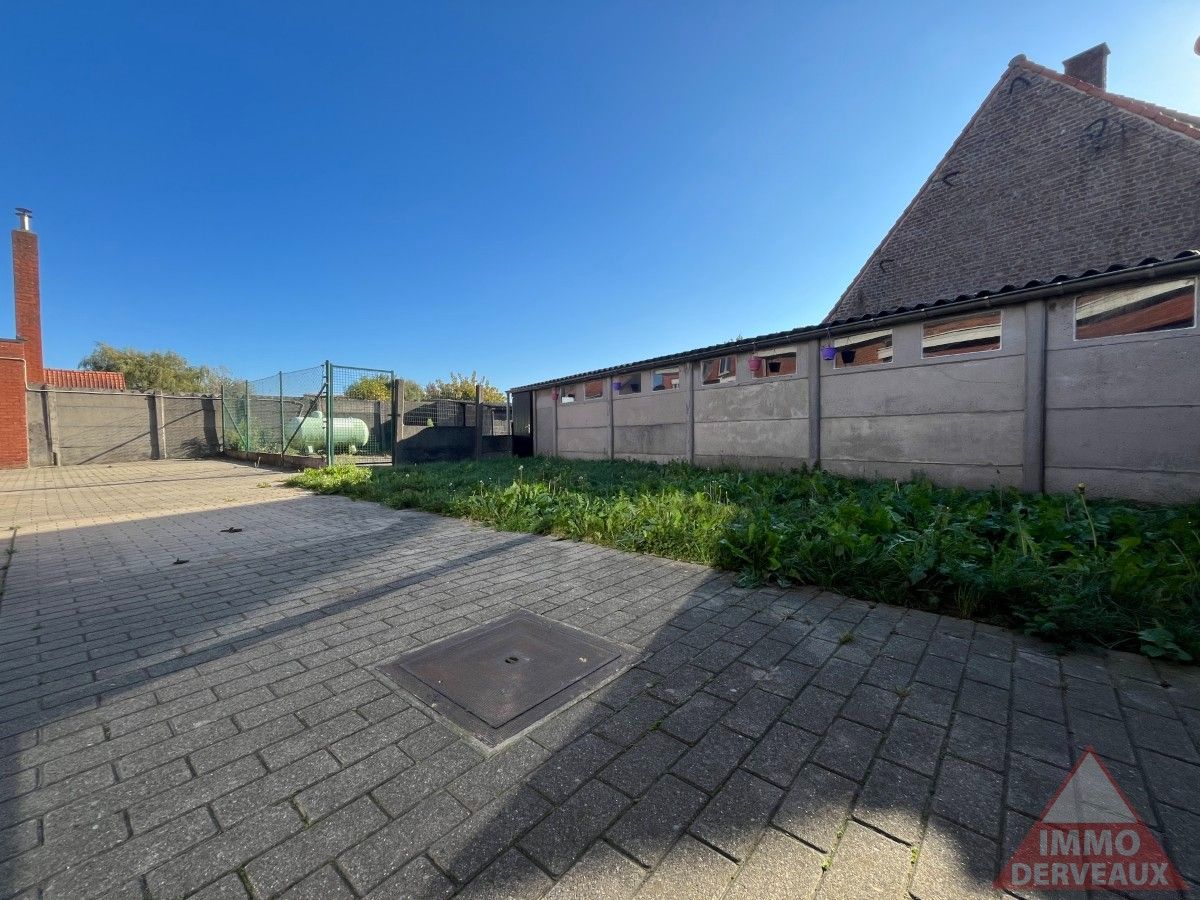 Langemark-Poelkapelle – Hoekwoning in het centrum foto 7