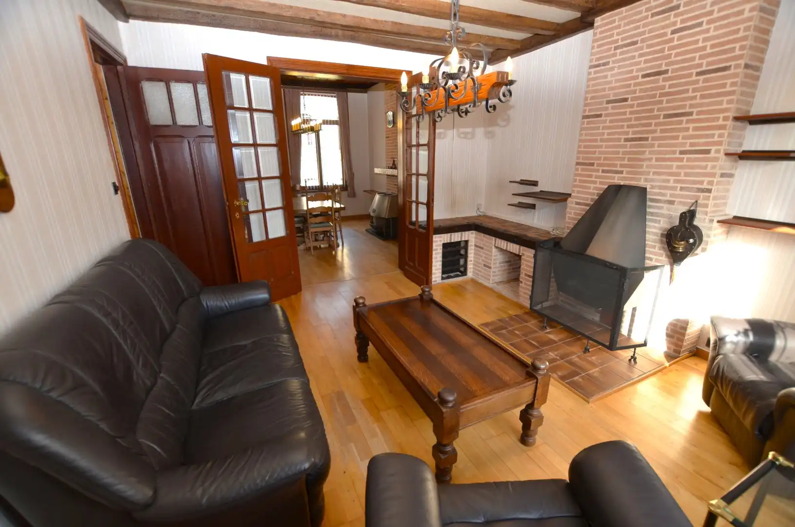 Zeer ruim woonhuis foto 15