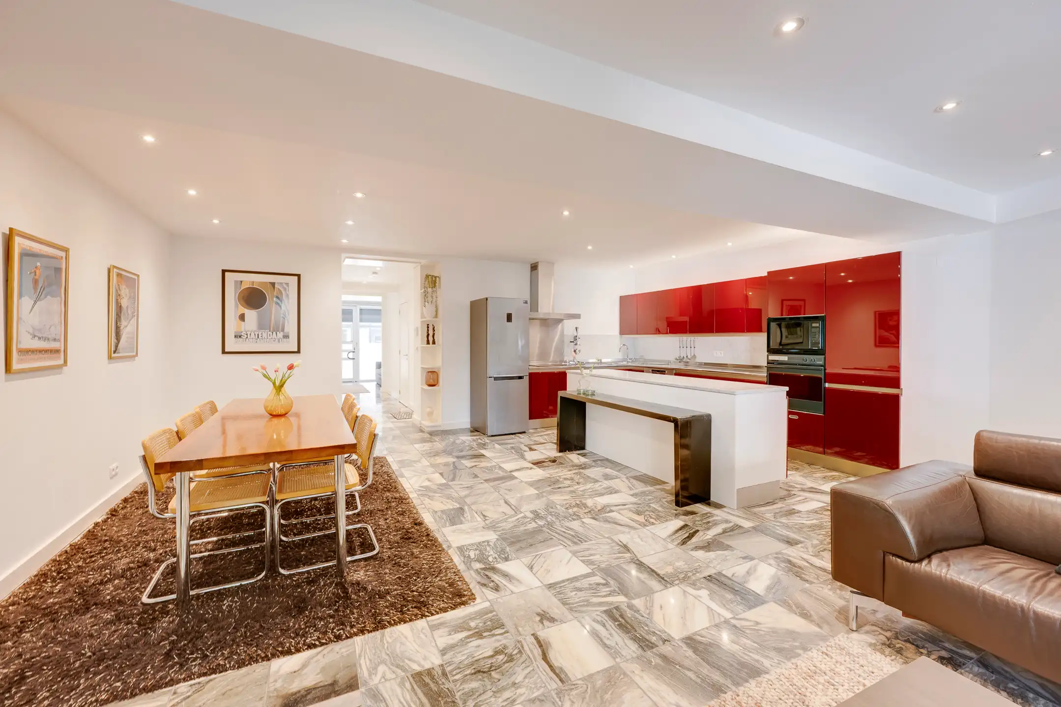 Stijlvol app. met zonnig terras op toplocatie foto 3