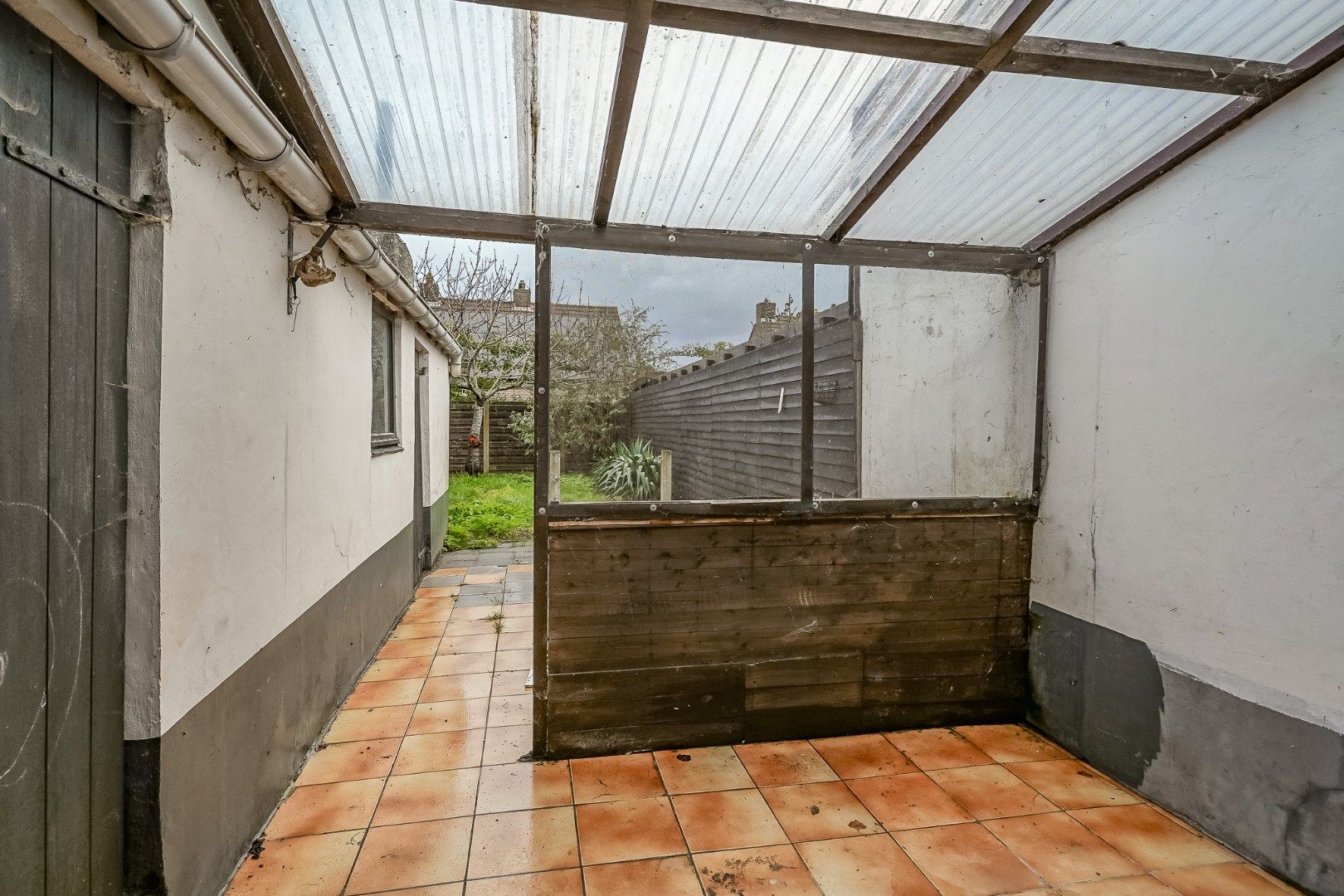 Te renoveren gezinswoning met potentieel! foto 10