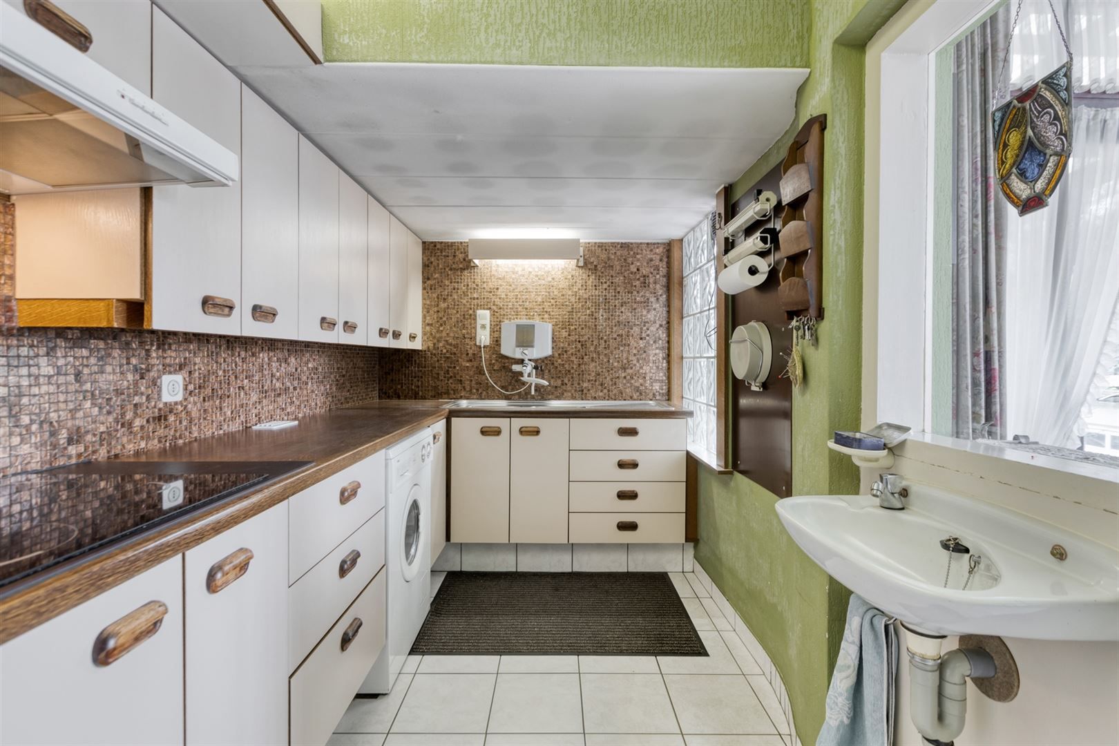 TE KOOP: Karaktervolle woning te Heusden-Zolder! foto 9