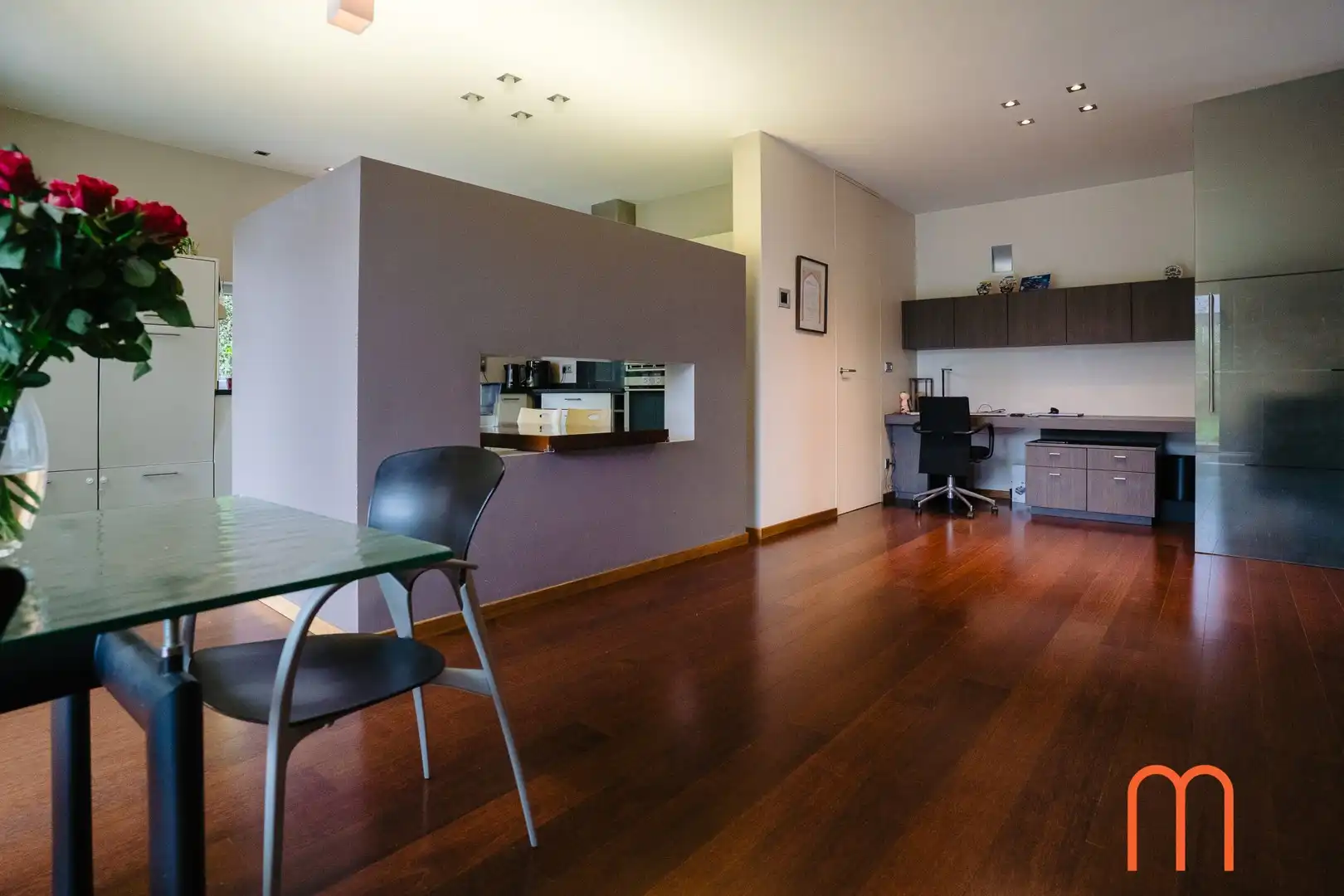 Moderne alleenstaande villa te huur in Mariakerke foto 6