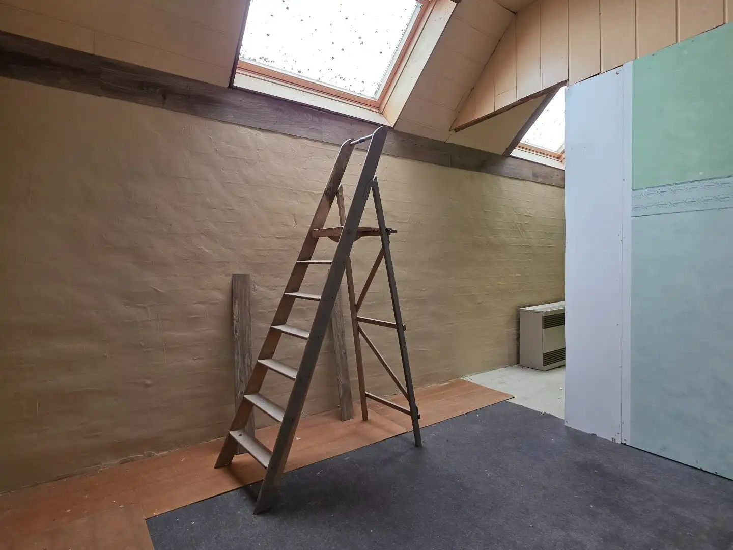 Vlot bereikbaar atelier/opslagruimte te koop foto 26