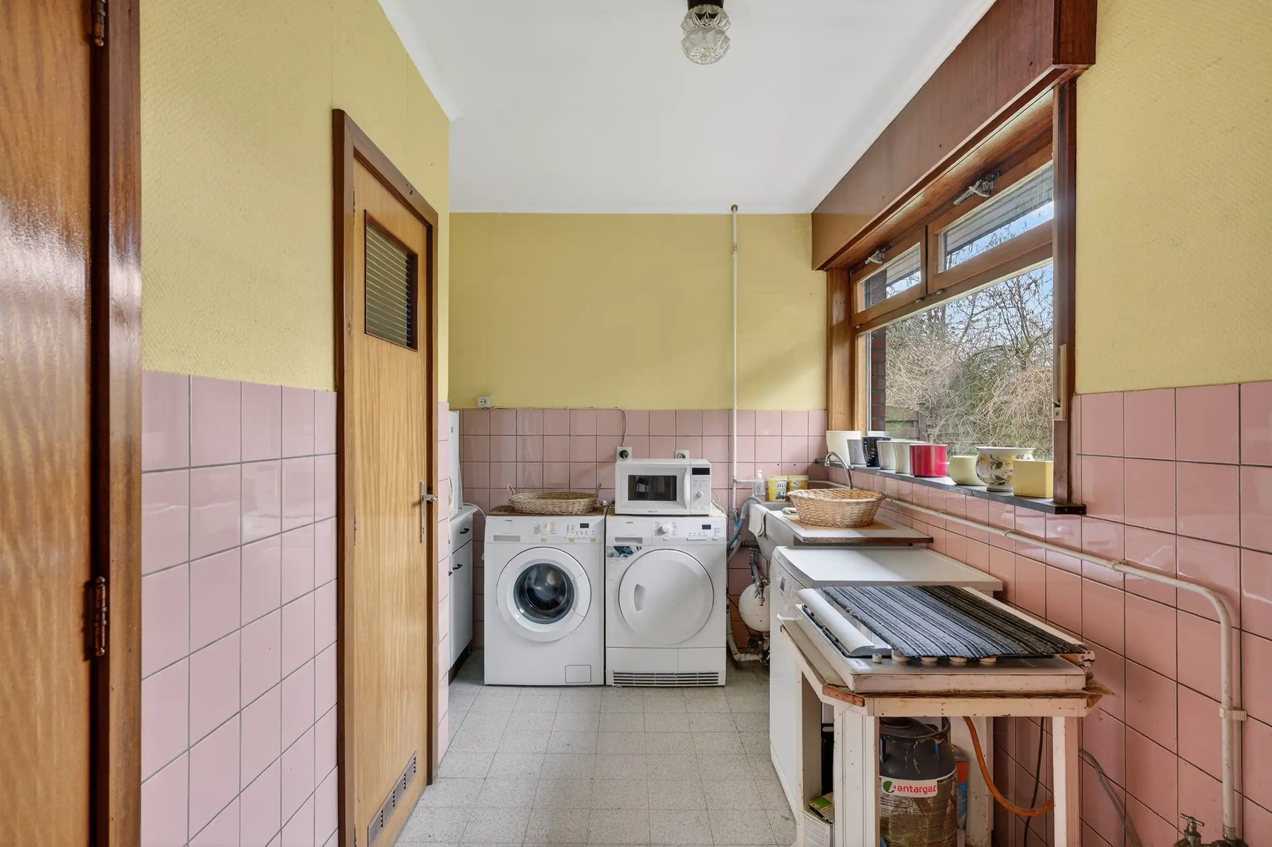 Charmante bungalow met potentieel op topligging te Zele foto 8