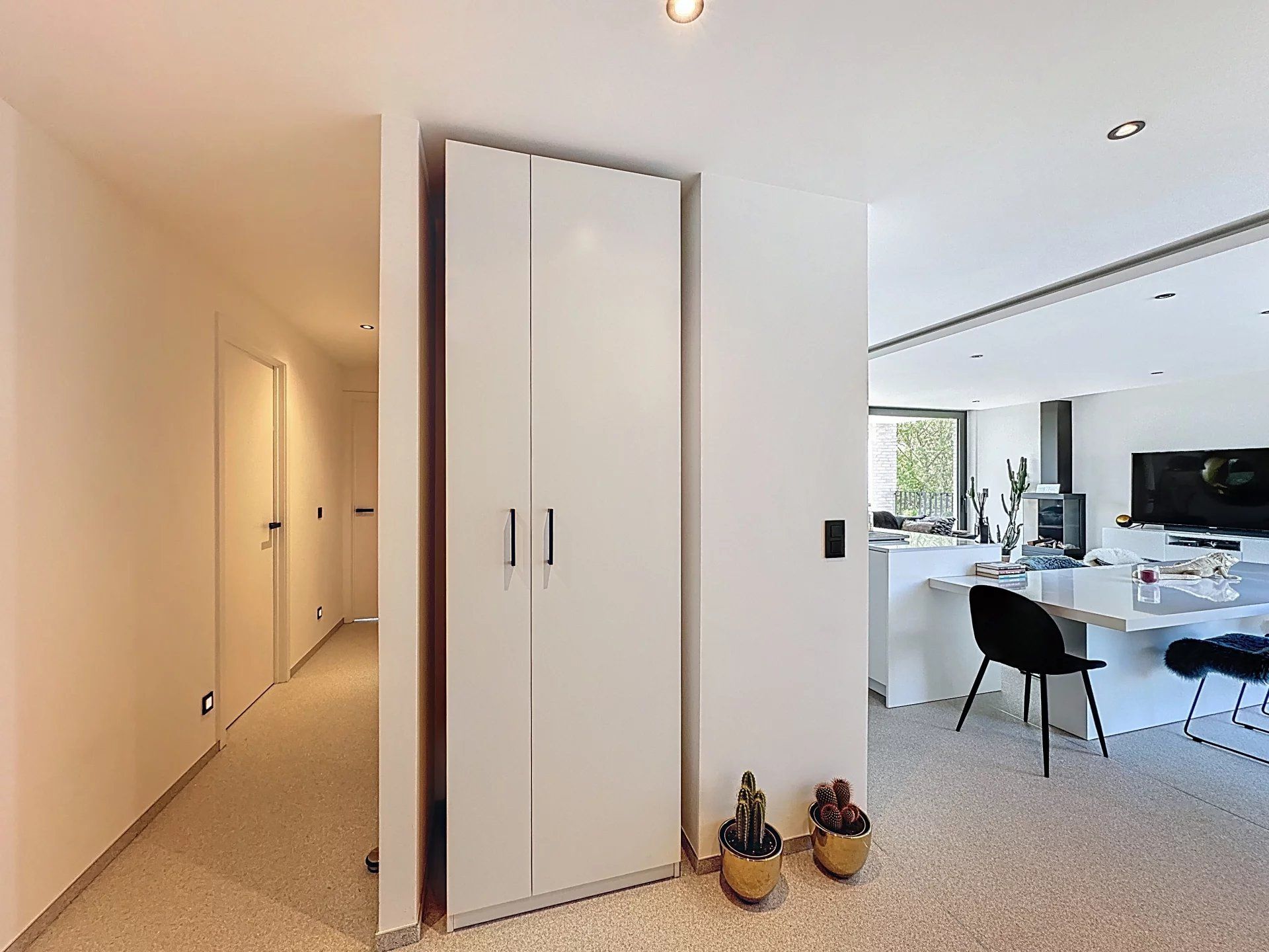 Modern dakappartement met 2 terrassen, prachtig uitzicht en luxueuze afwerking. foto 4