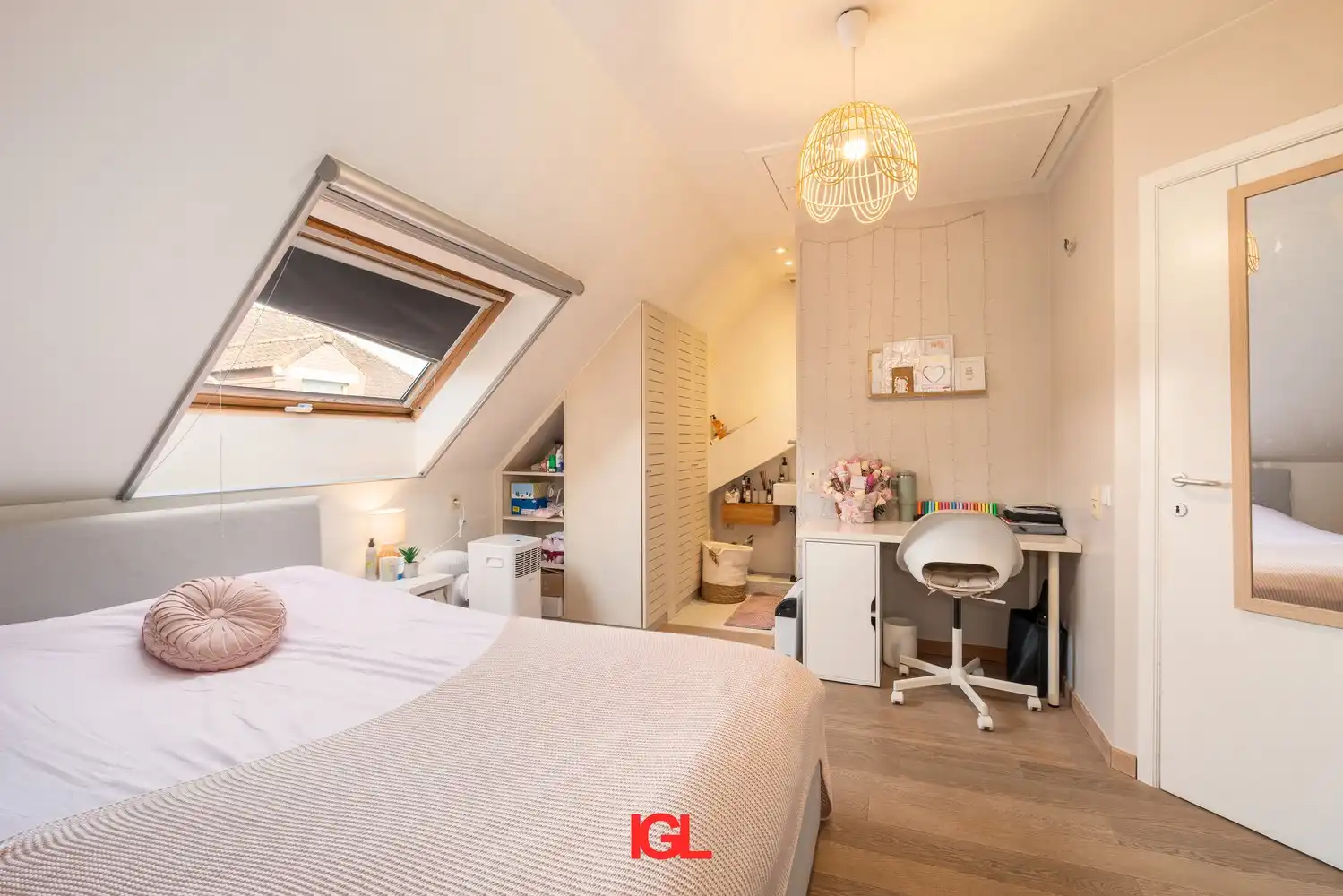 Luxueuze villa in residentiële wijk te huur foto 14