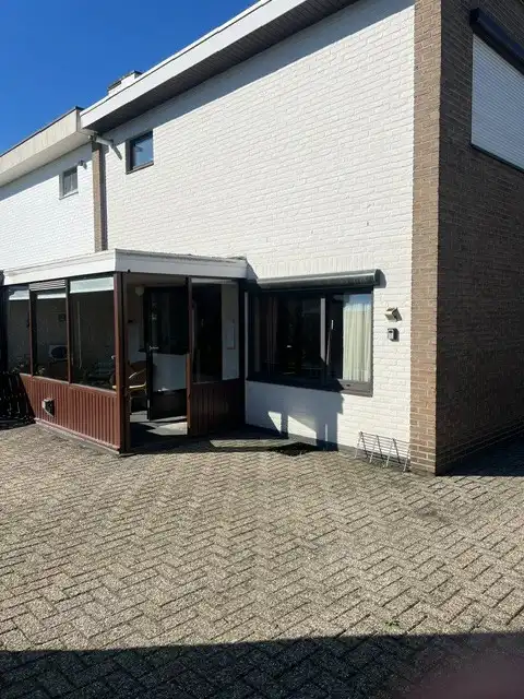 Charmant huis te koop aan de Rodenbachstraat in Hamont-Achel - Ideaal met 2 slaapkamers, bureau, kelder en garage voor uw comfort! foto 21