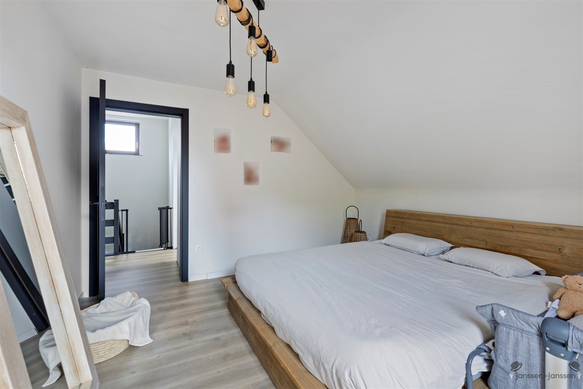 Instapklaar wonen met zonnige tuin in Hechtel-Eksel foto 14