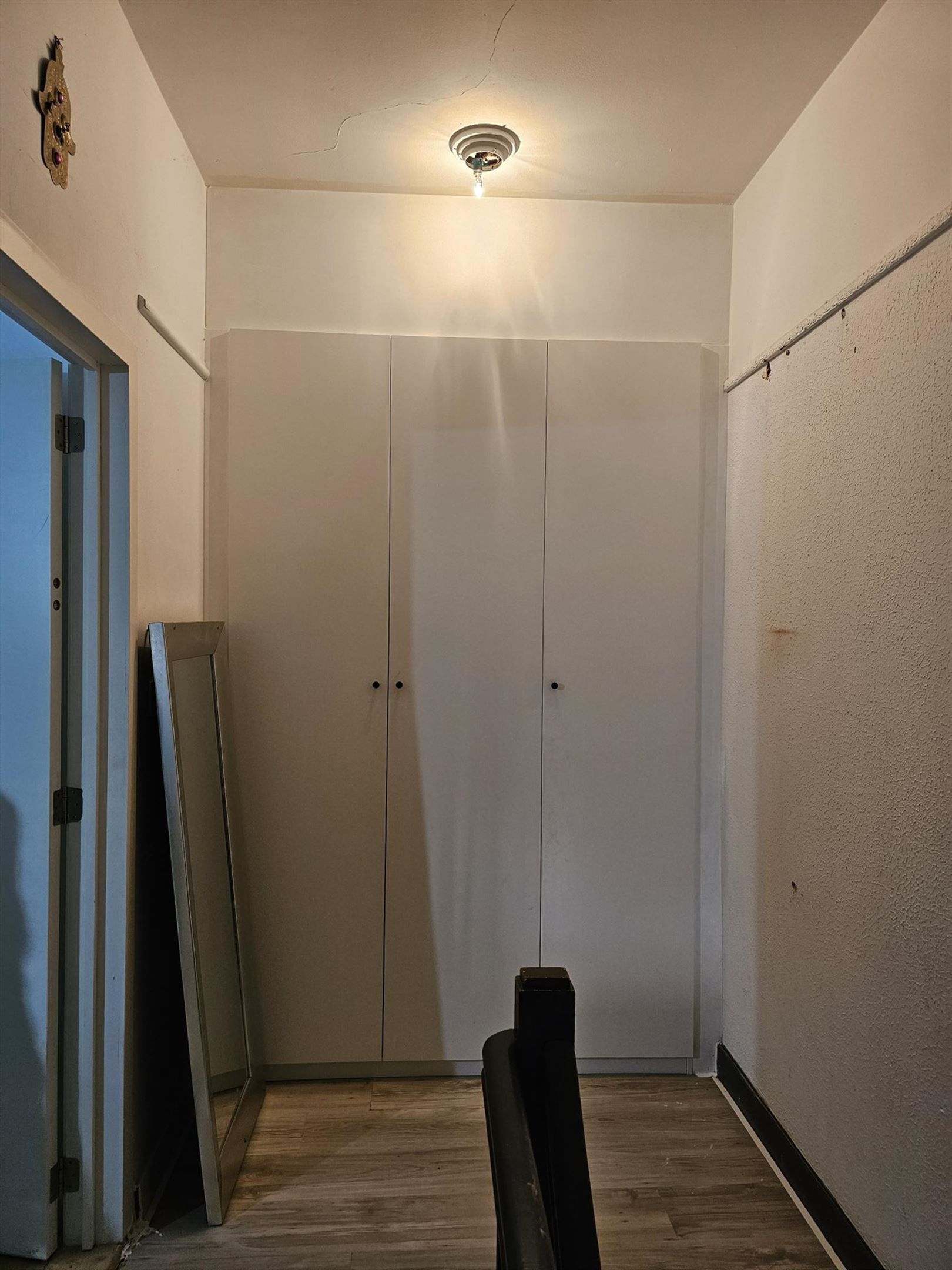 Modern ingericht appartement met 1 slaapkamer. foto 11