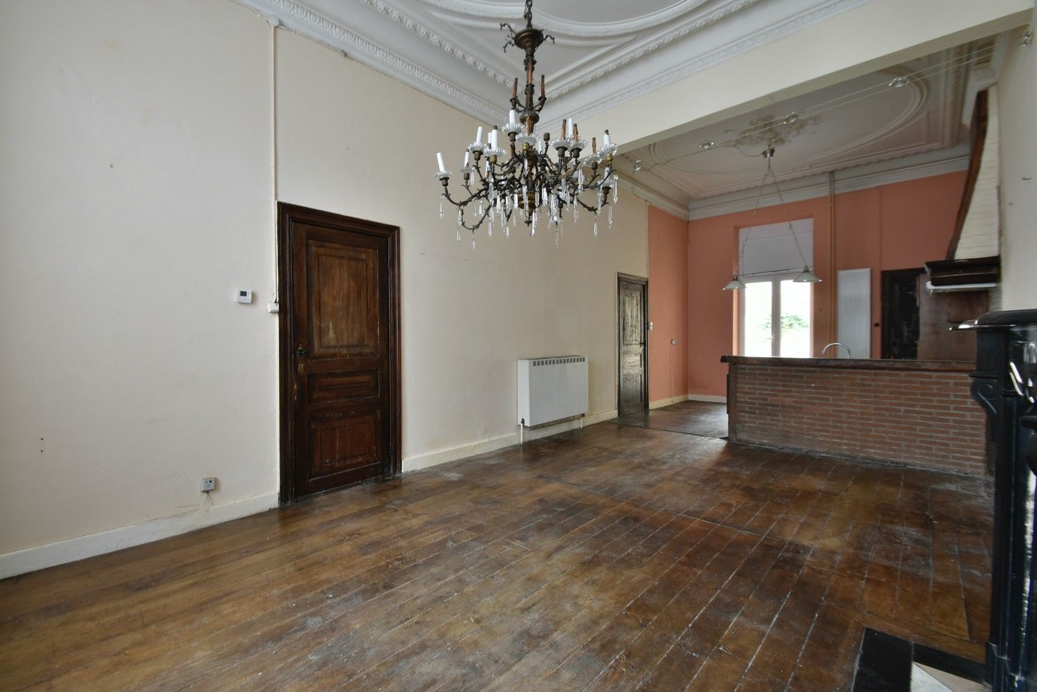 Schitterende exclusieve herenwoning in neoclassicistische stijl op een toplocatie nabij het centrum van Tongeren foto 8