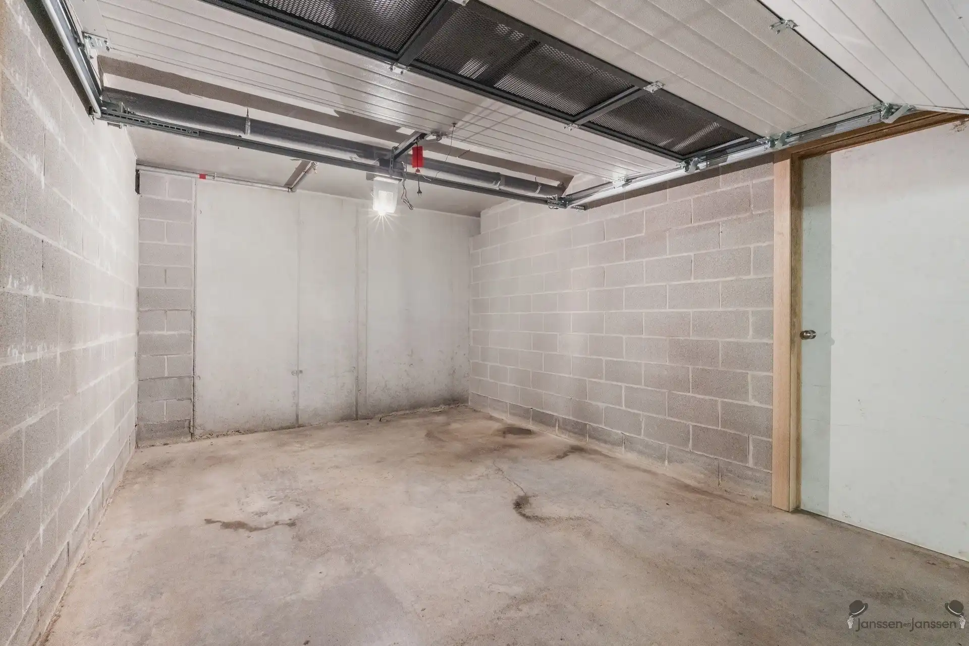 Instapklaar appartement van 103 m² op een gunstige ligging foto 14