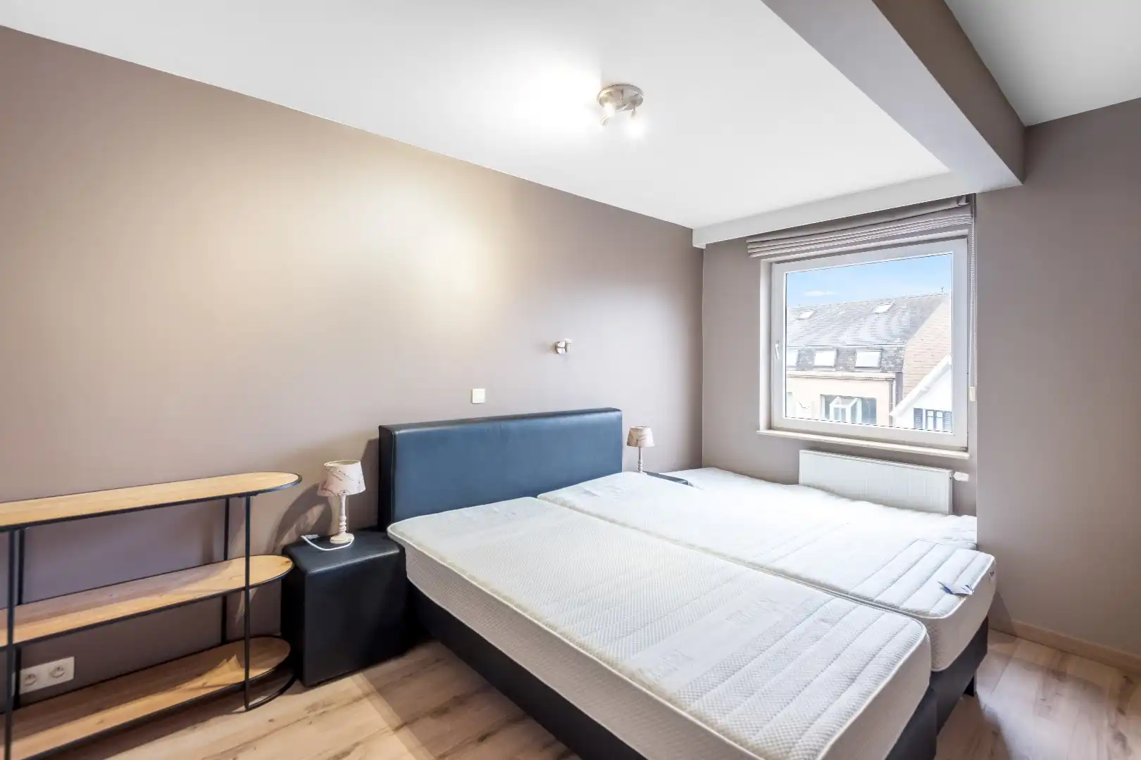 Aangenaam appartement met mooie gevelbreedte gelegen in Oud Knokke.  foto 8