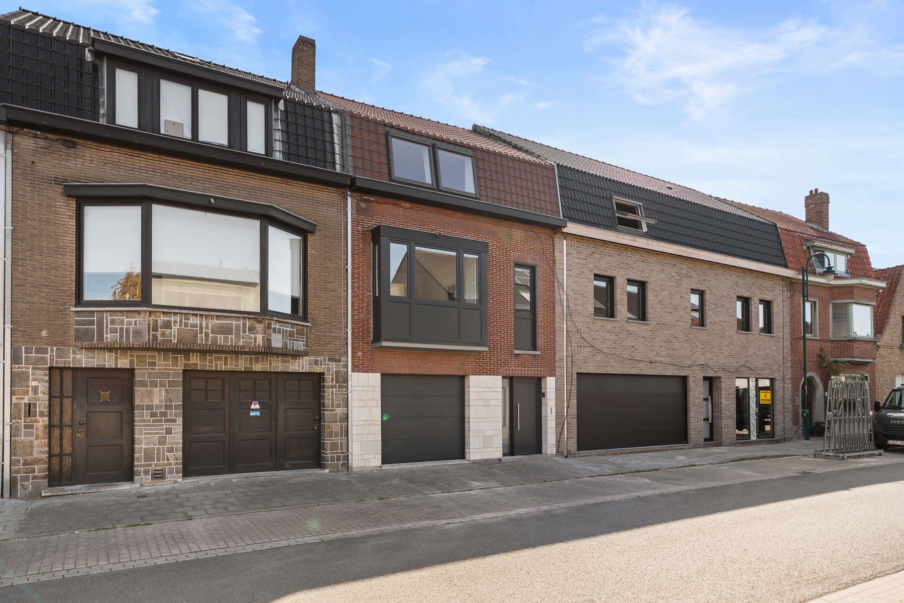 Energiezuinige en gerenoveerde bel étage nabij Fort Lapin foto {{pictureIndex}}