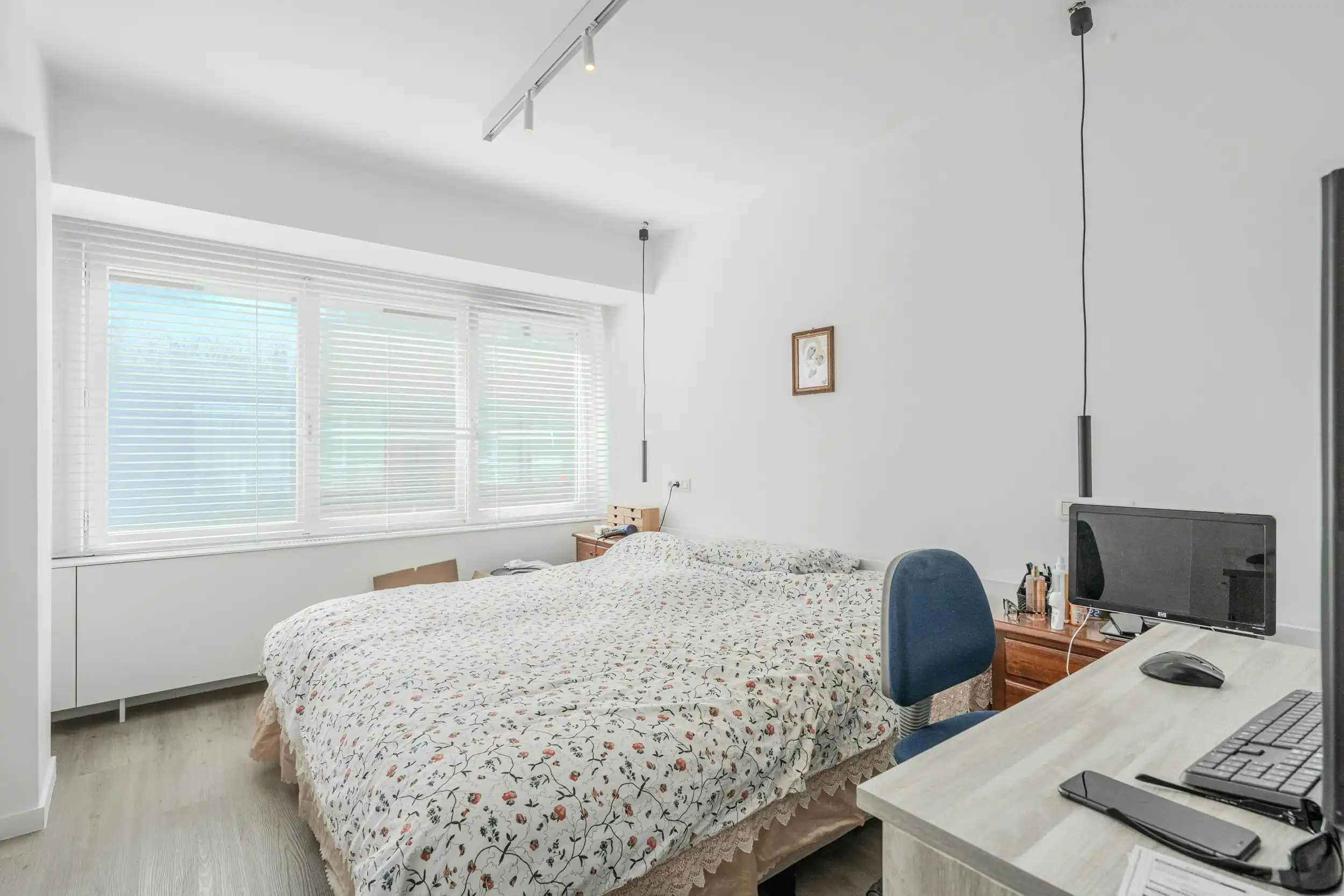 Prachtig gerenoveerd 3-slaapkamer hoekappartement (100m²) foto 9